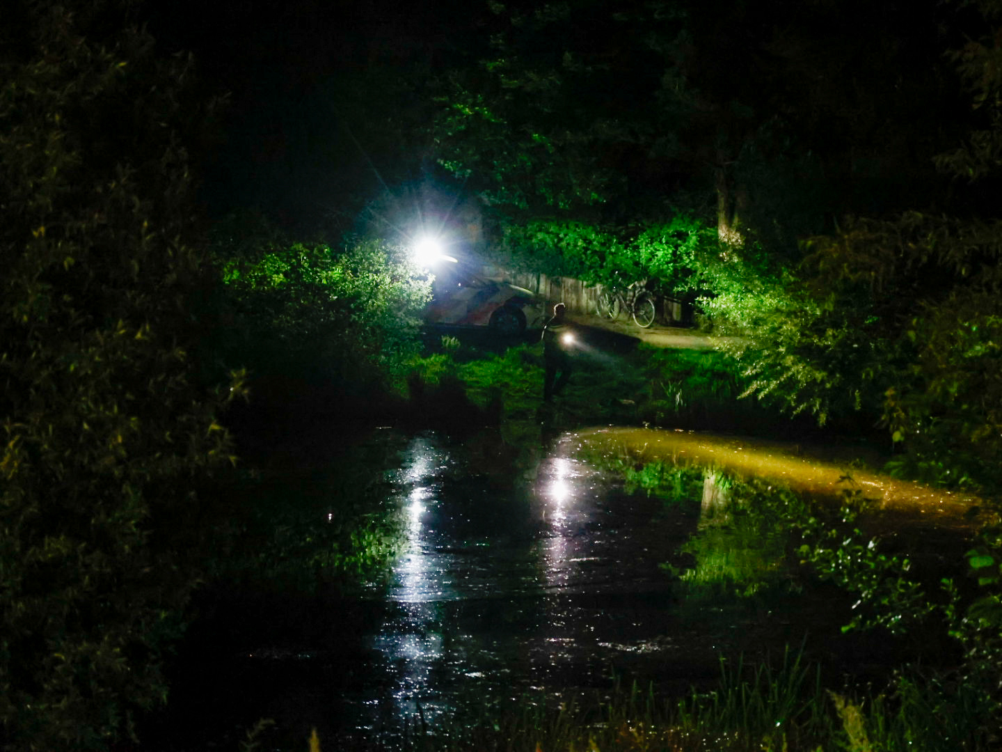 Drenkeling komt zelf uit water en wordt na achtervolging aangehouden