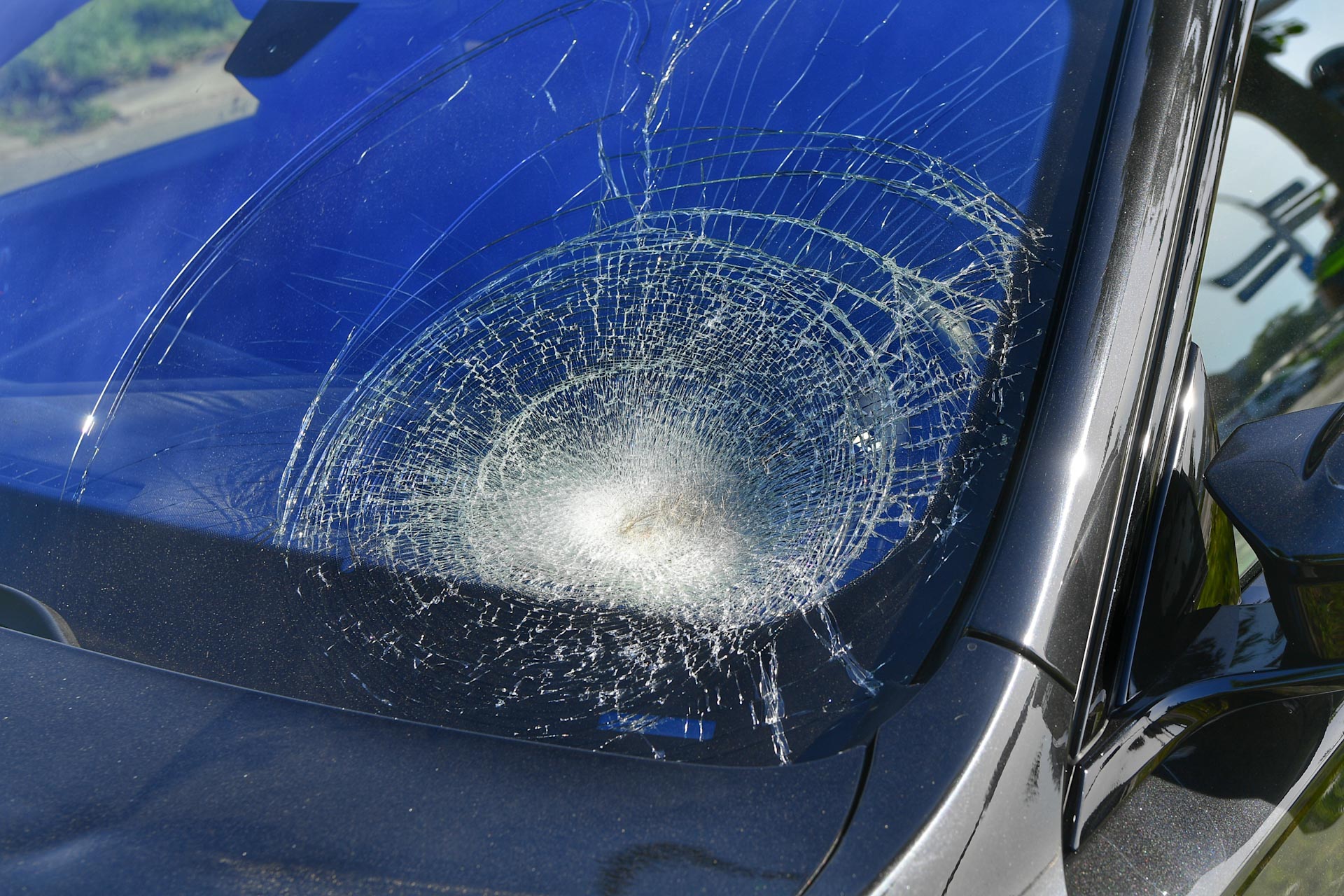 Fietser wordt tijdens oversteken aangereden en raakt zwaargewond