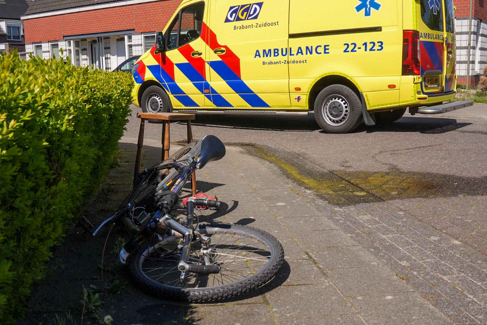 Jongen raakt gewond bij aanrijding met auto