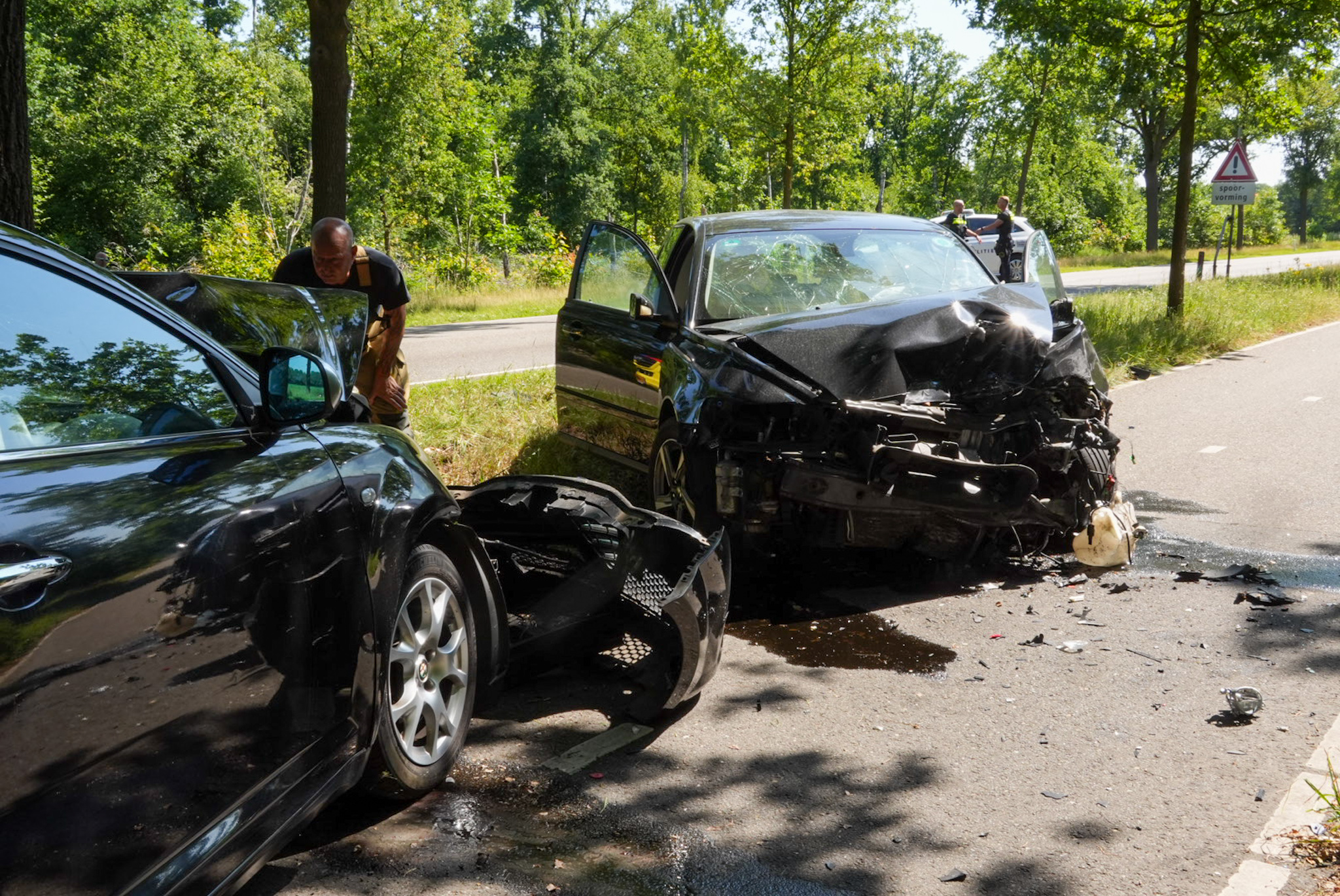 Gewonden bij frontale aanrijding op provinciale weg