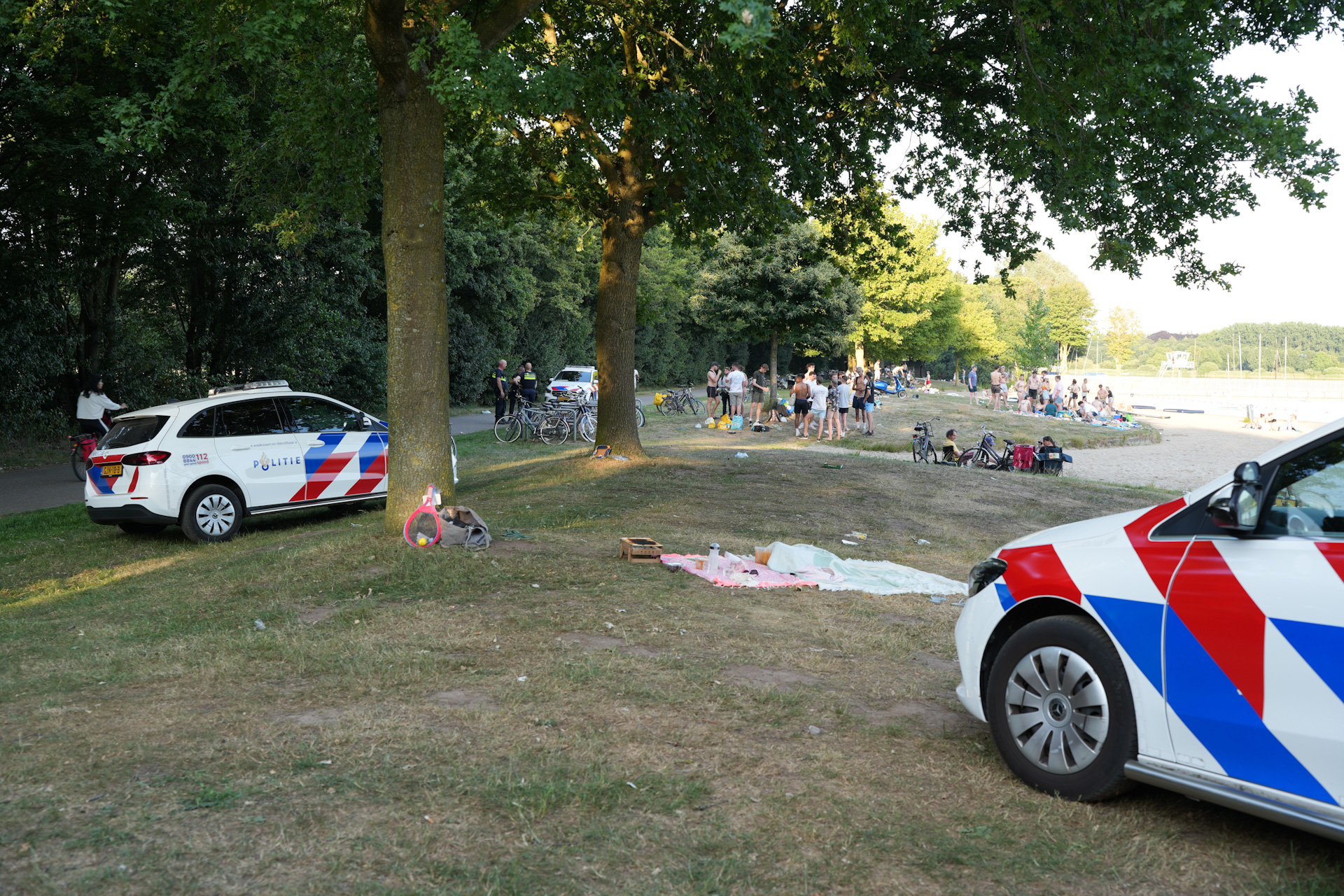 Man gewond bij steekincident, twee aanhoudingen