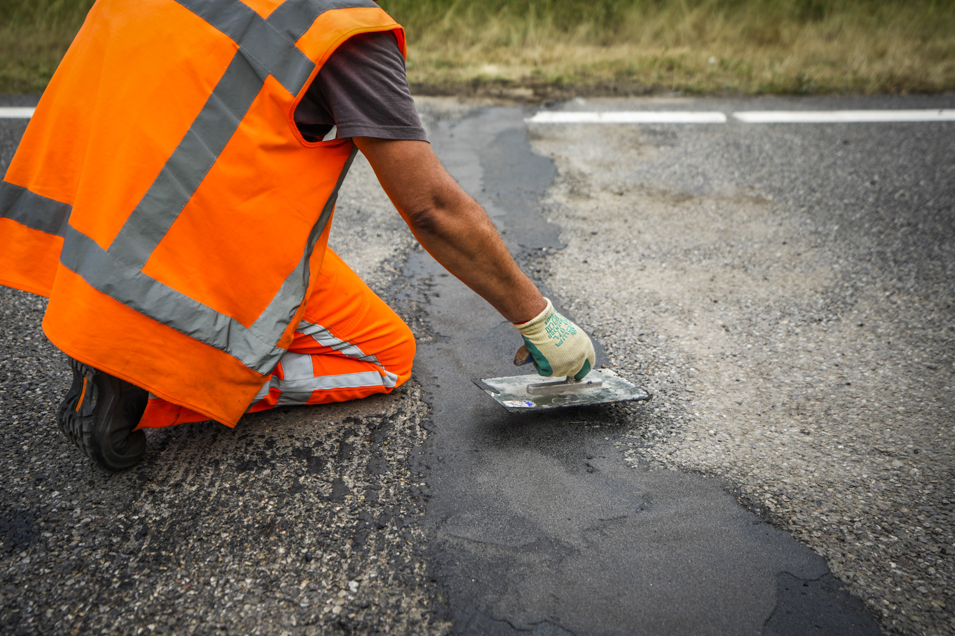 A270 afgesloten door hitteproblemen, verkeerschaos in dorp
