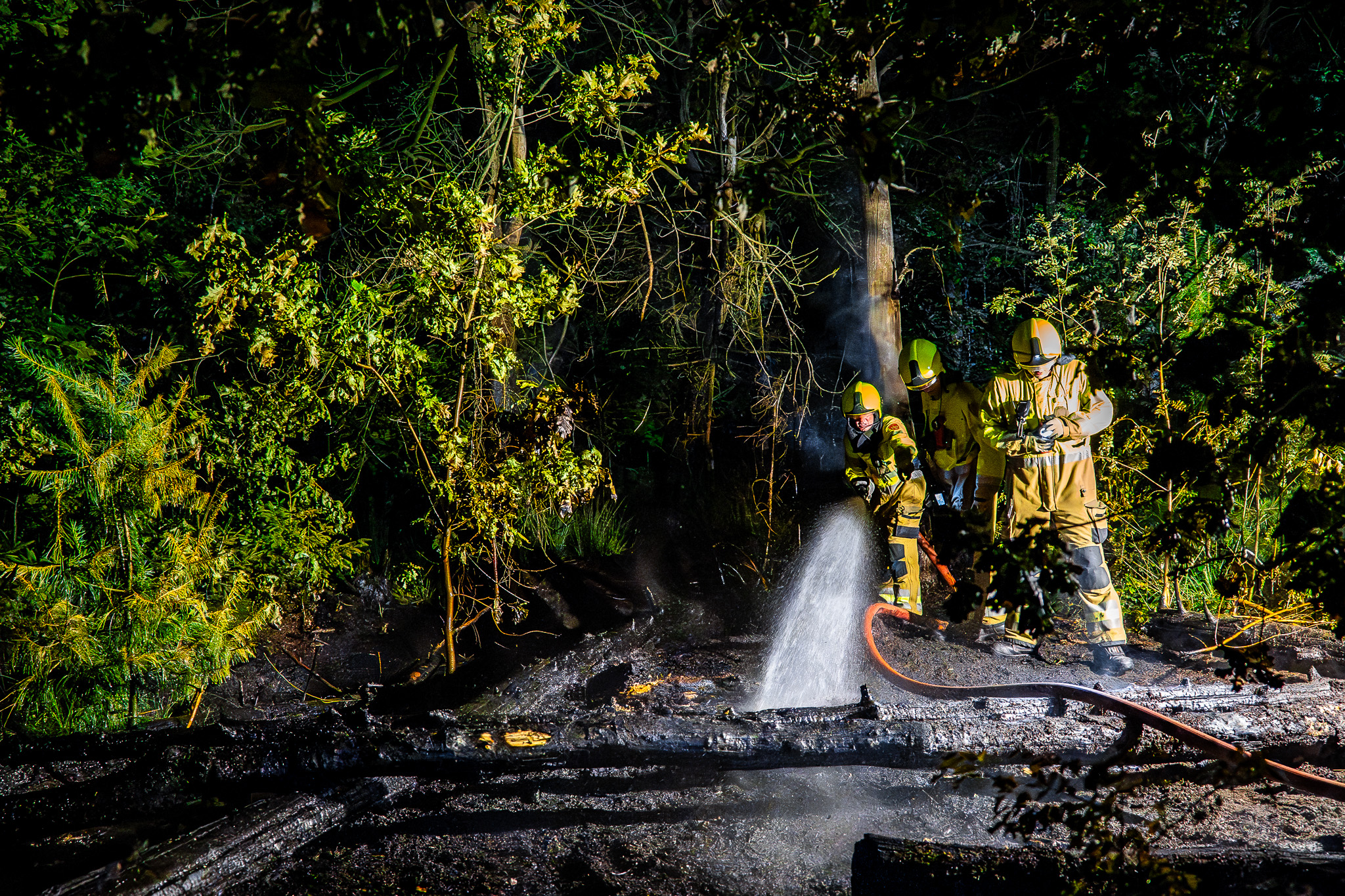 Brandweer druk met nachtelijke bosbrand