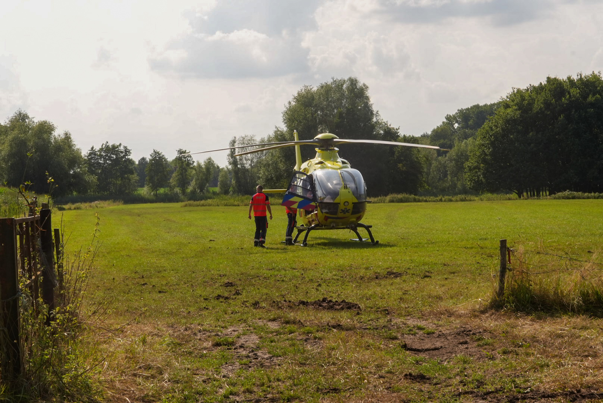 Fietser ernstig gewond na botsing in onoverzichtelijke bocht