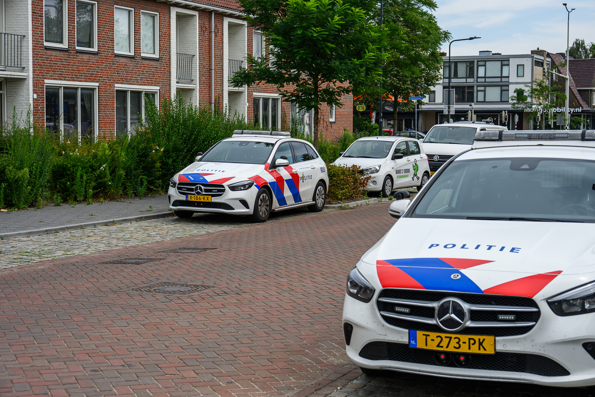 Man (20) aangehouden voor bezit nepvuurwapen - 112 Nederland