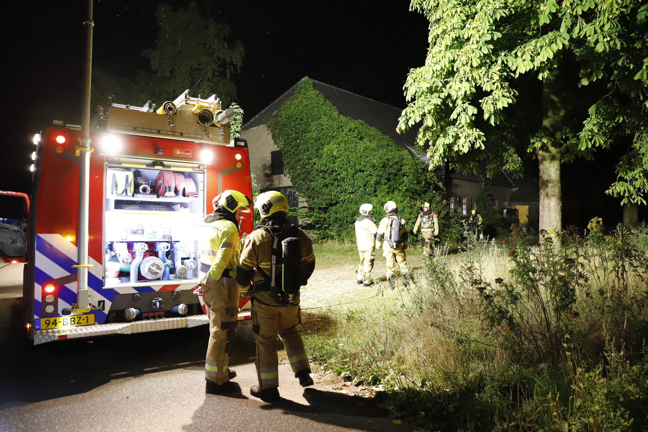 Brand in leegstaande boerderij snel geblust