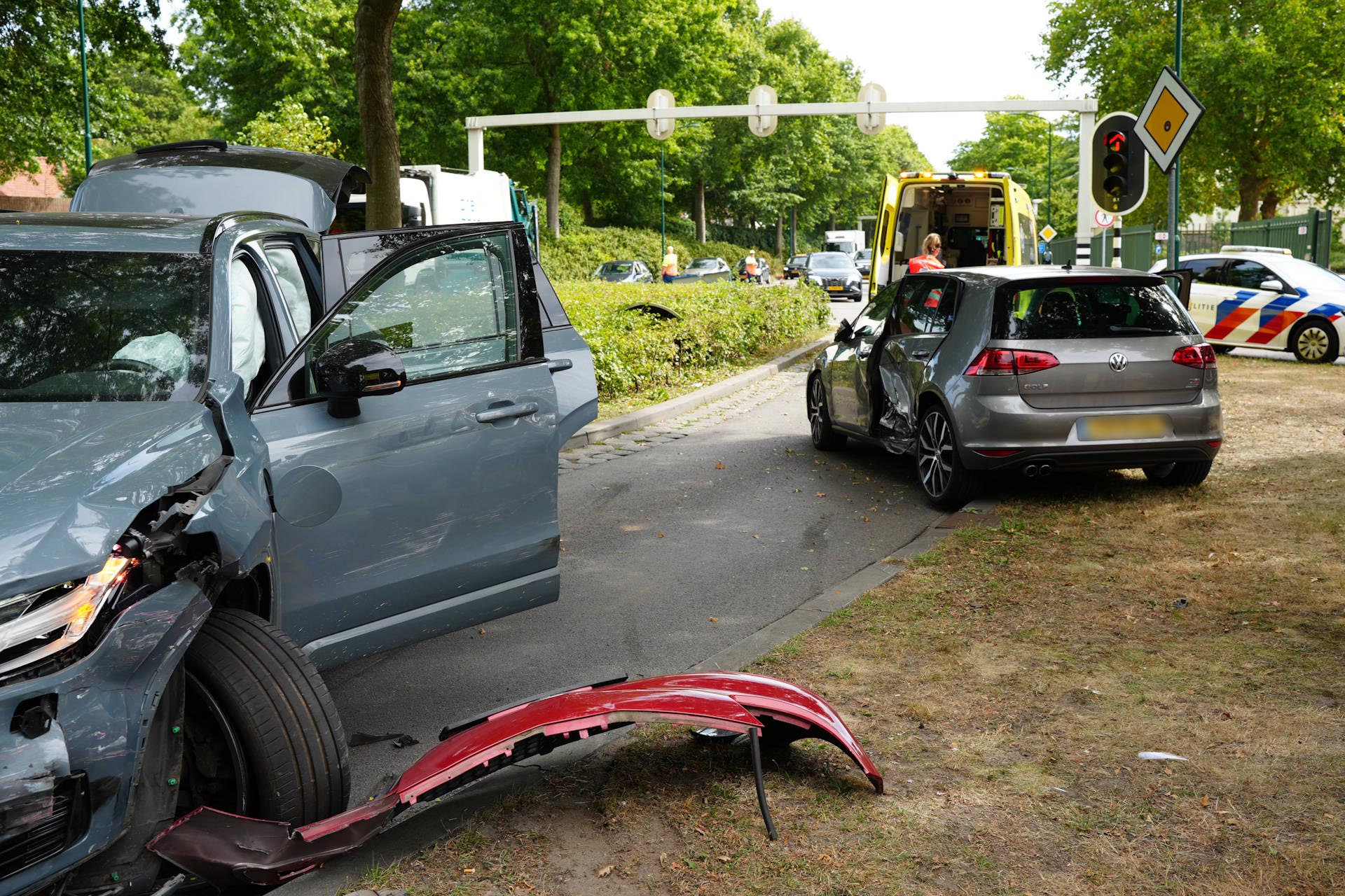 Drie gewonden en flinke ravage bij ingang van de Efteling