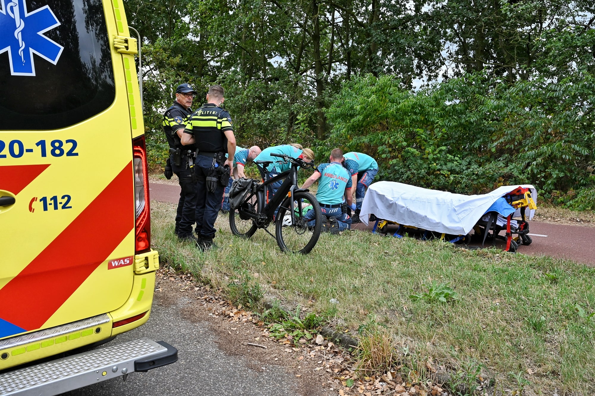 Speedpedelecs bosten frontaal met elkaar