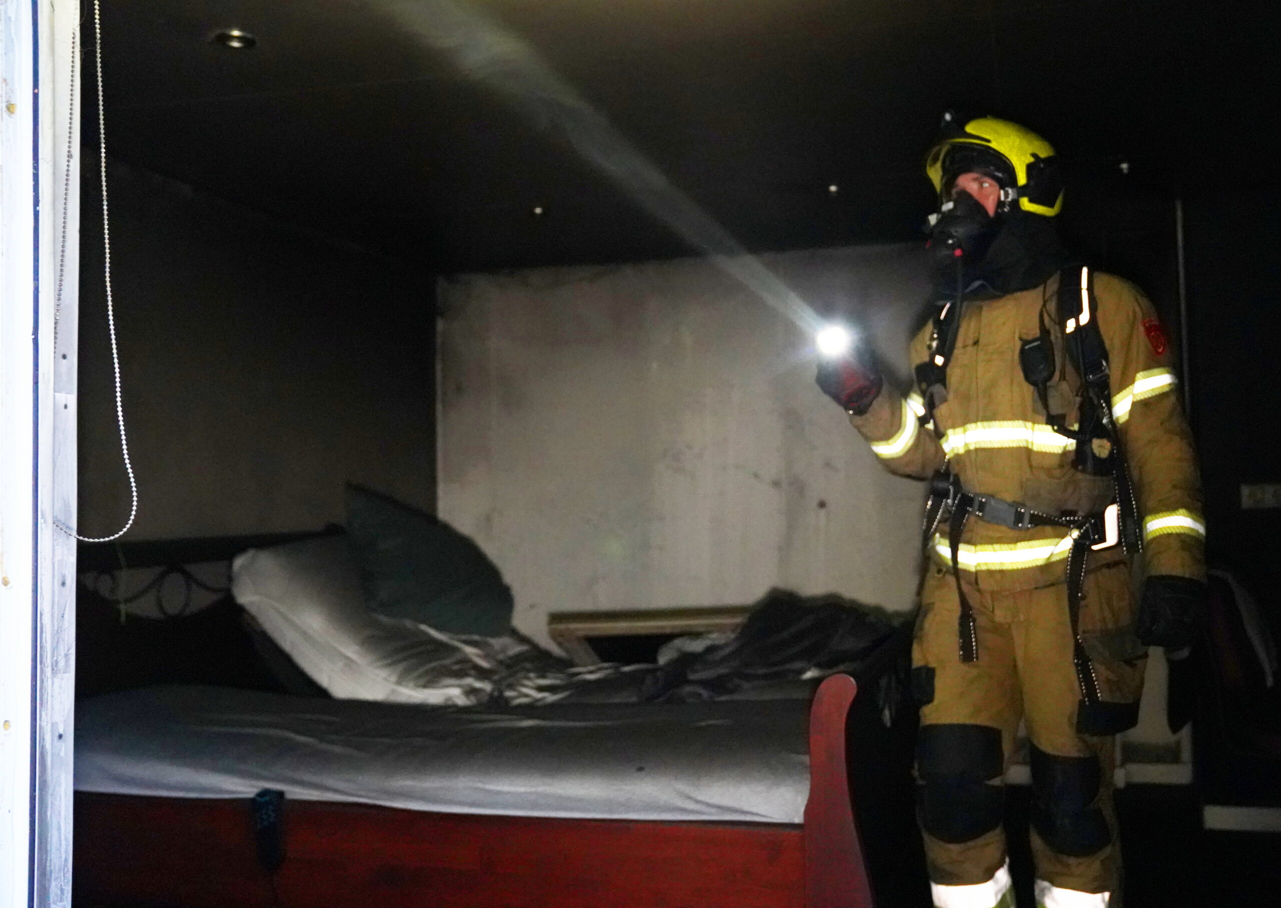 Brand in chalet, politie onderzoekt brandstichting