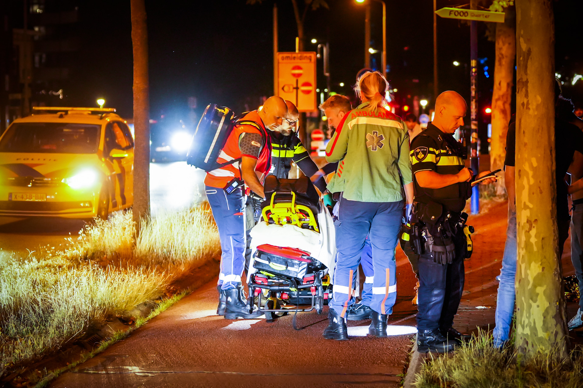 Vier Syrische asielzoekers neergestoken, traumaheli opgeroepen