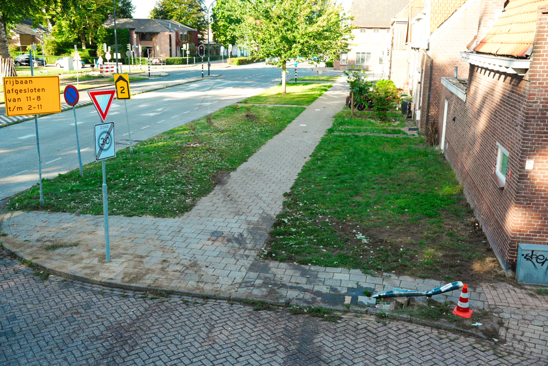 Kruising hersteld na crash tijdens politieachtervolging