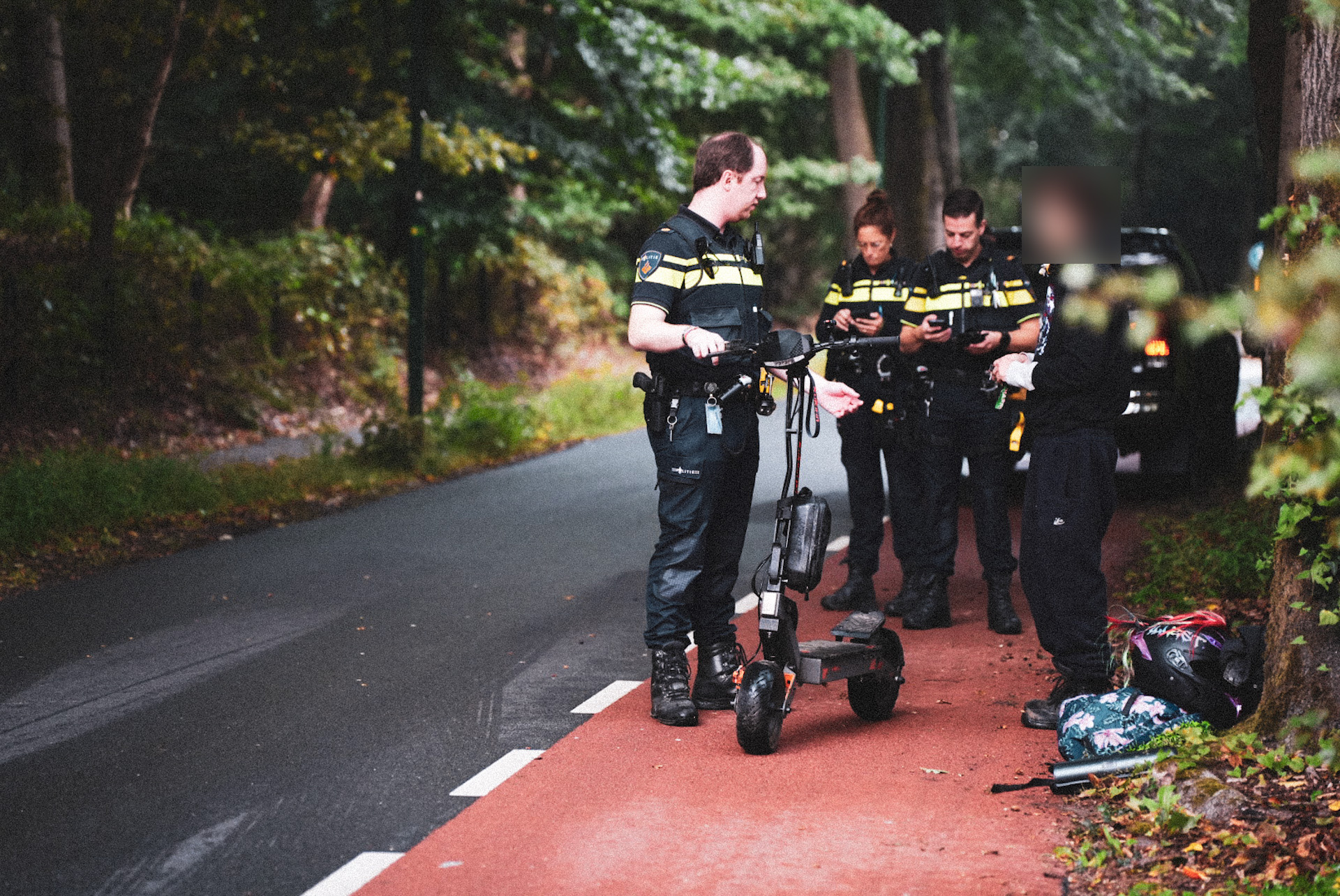 Stepbestuurder onder invloed van drugs rijdt 70 km/u en botst op auto