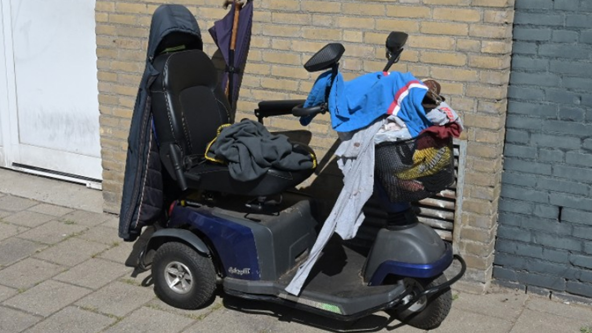 Onderzoek naar verdacht overlijden van 69-jarige man in bovenwoning