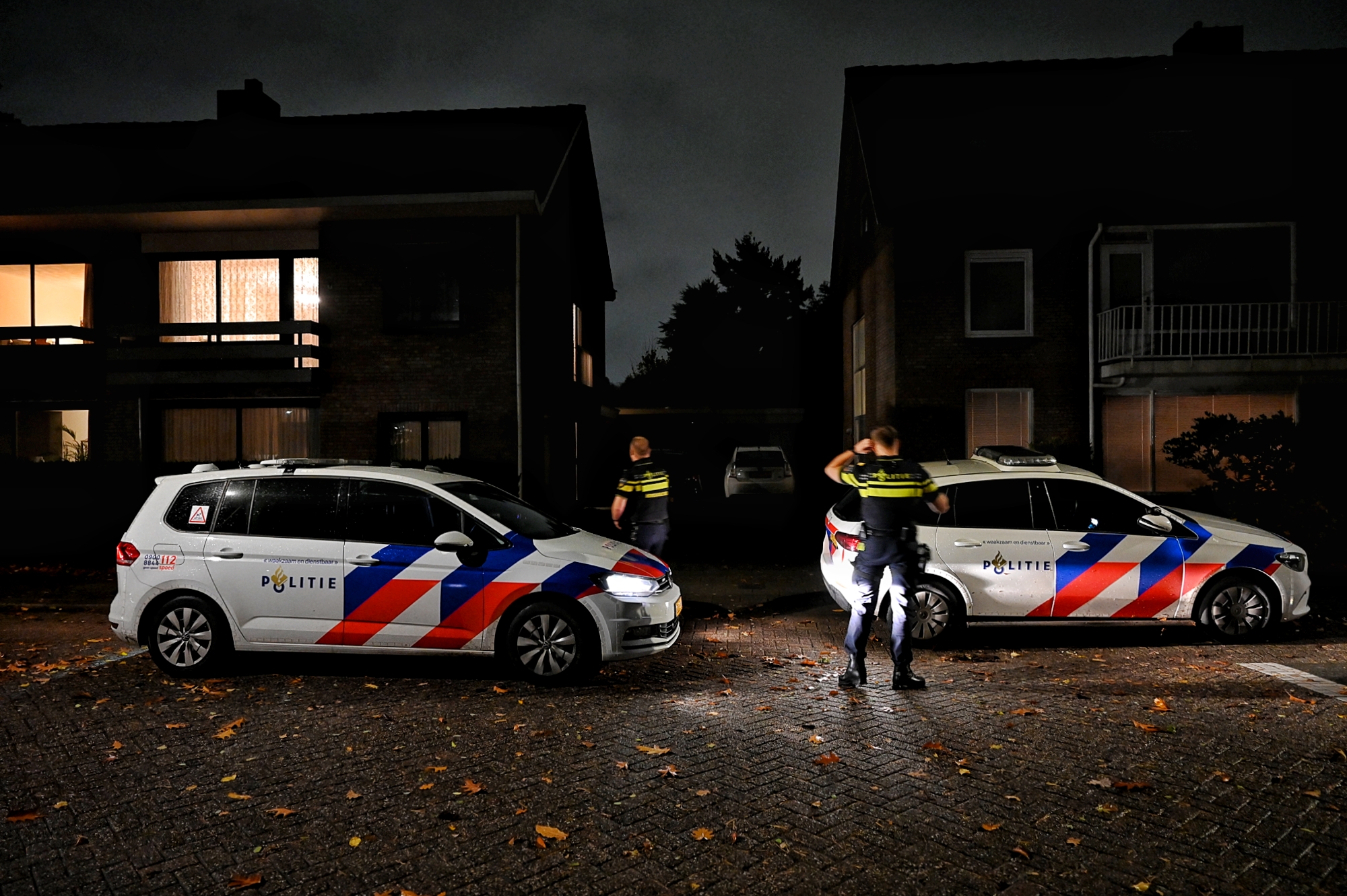 Nepagenten overvallen oudere vrouw in woning, politie start onderzoek