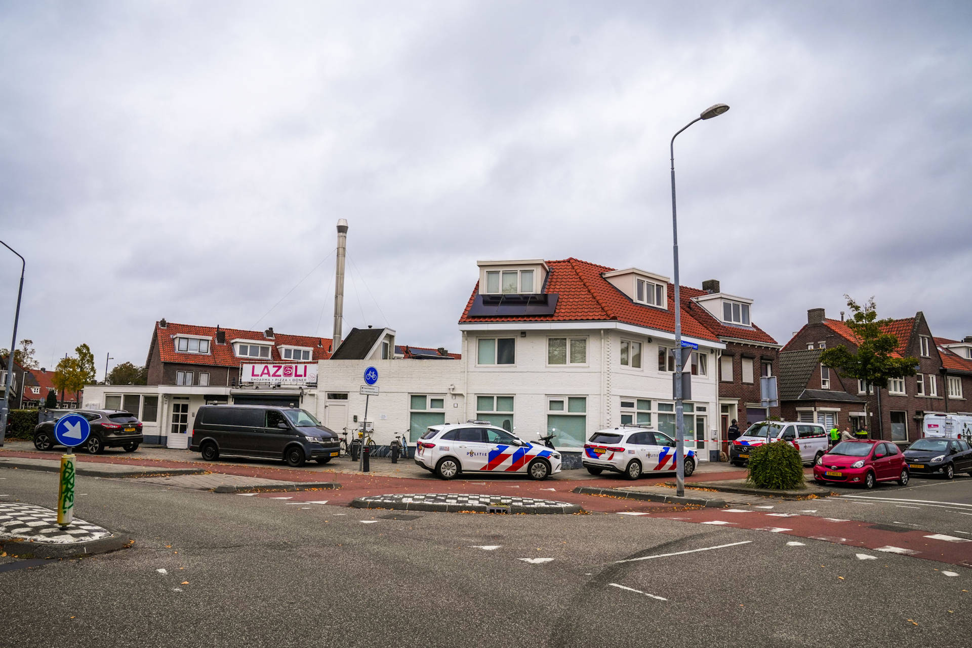 Dode aangetroffen onderaan trap in woning
