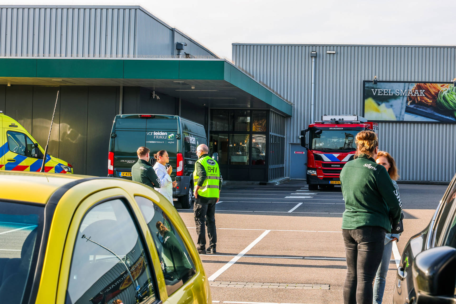 Gewonde bij CO2-lekkage in groothandel, pand ontruimd
