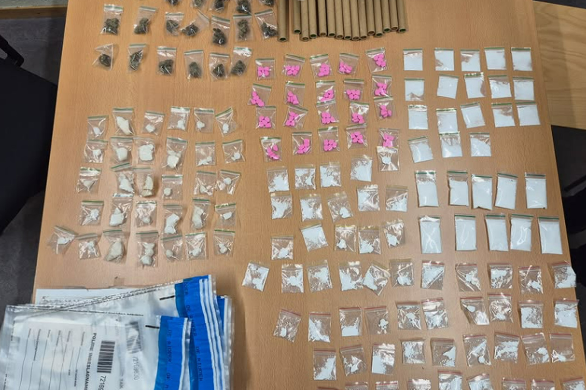 Drie drugsdealers binnen twee uur aangehouden