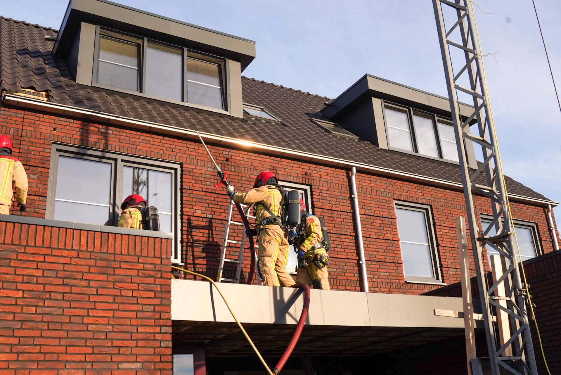 Brand in spouwmuur nieuwbouwwoning