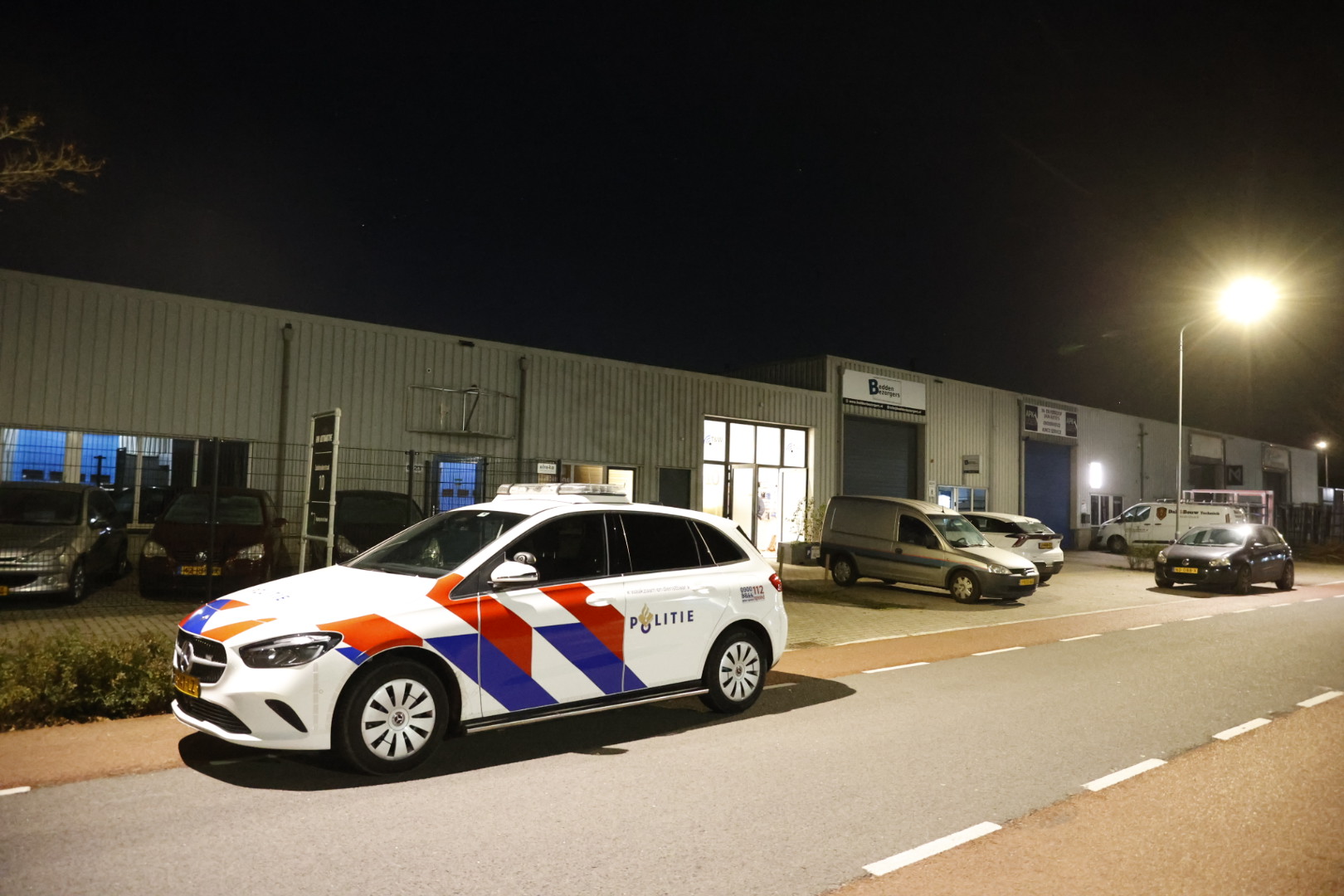 Telefoon buitgemaakt bij overval op winkel