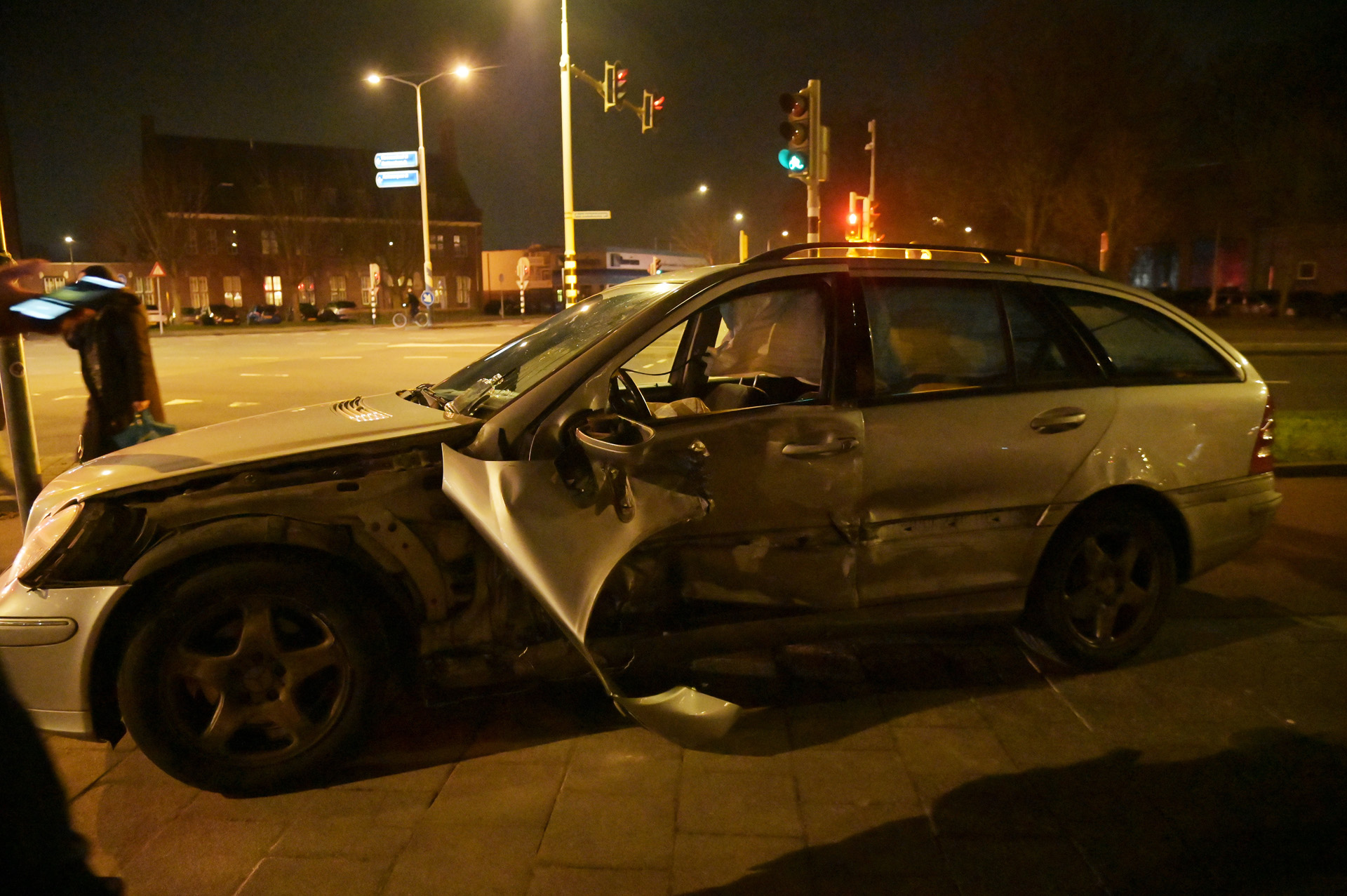 Ravage door ongeval met drie auto’s