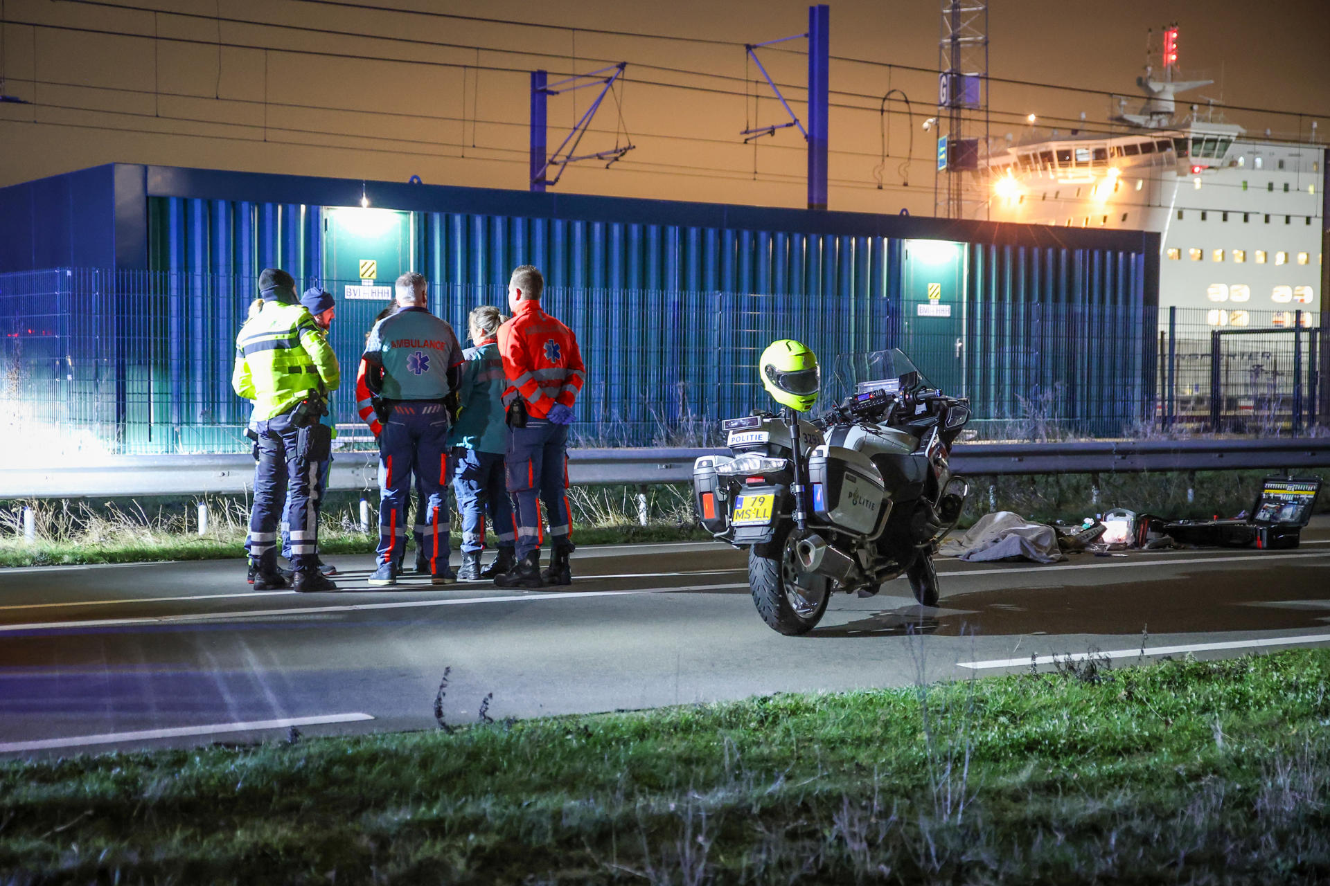 22-jarige vrouw overleden bij motorongeval, bestuurder aangehouden