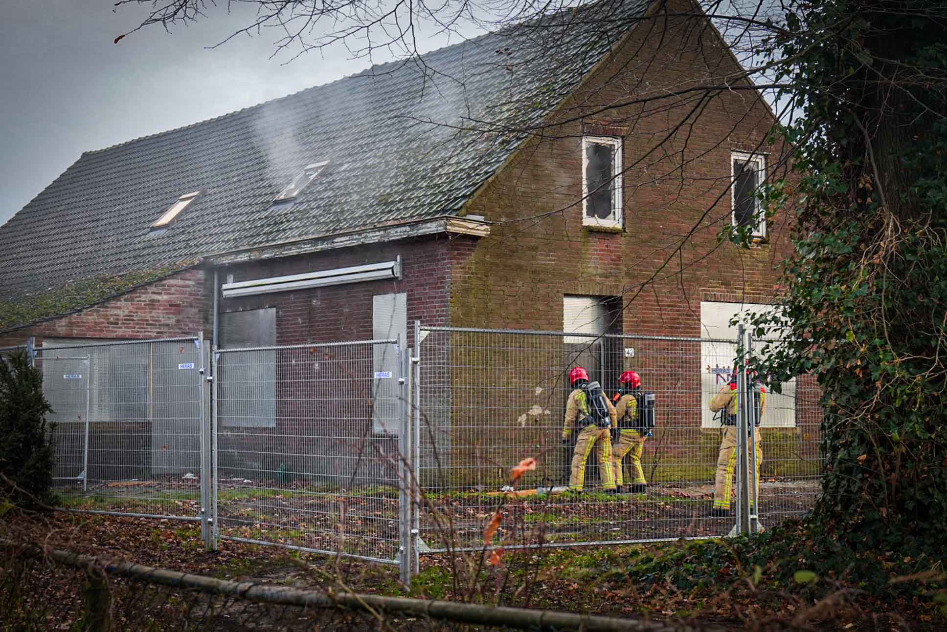 Brand in leegstaand pand, oorzaak wordt onderzocht