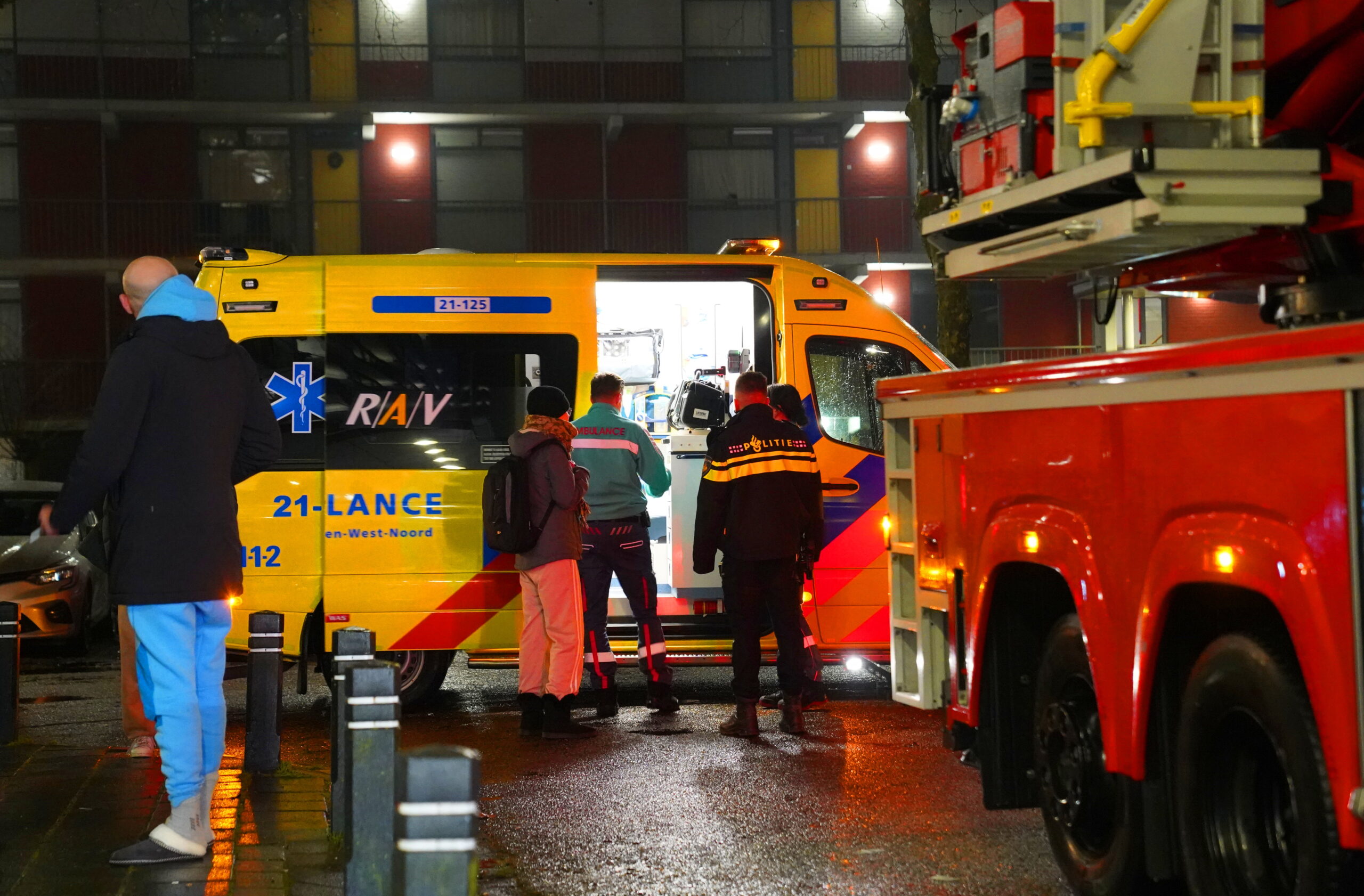 Brand in flatwoning snel onder controle