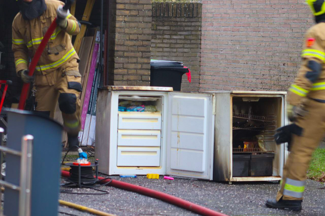 Koel-vriescombinatie veroorzaakt brand in garage