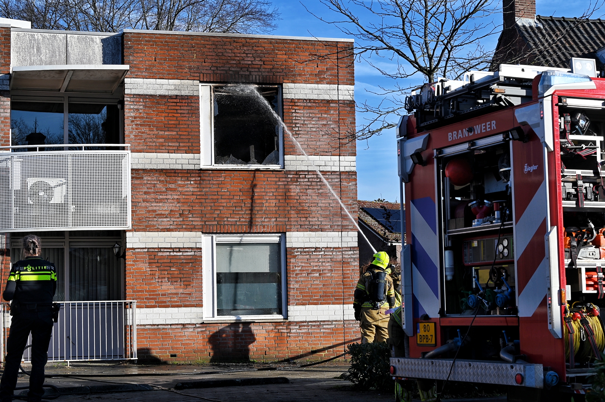 Persoon overleden bij woningbrand
