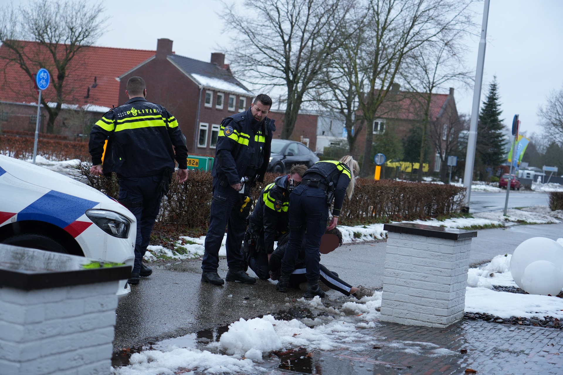 Agent gewond geraakt tijdens hulpverlening bij ongeluk