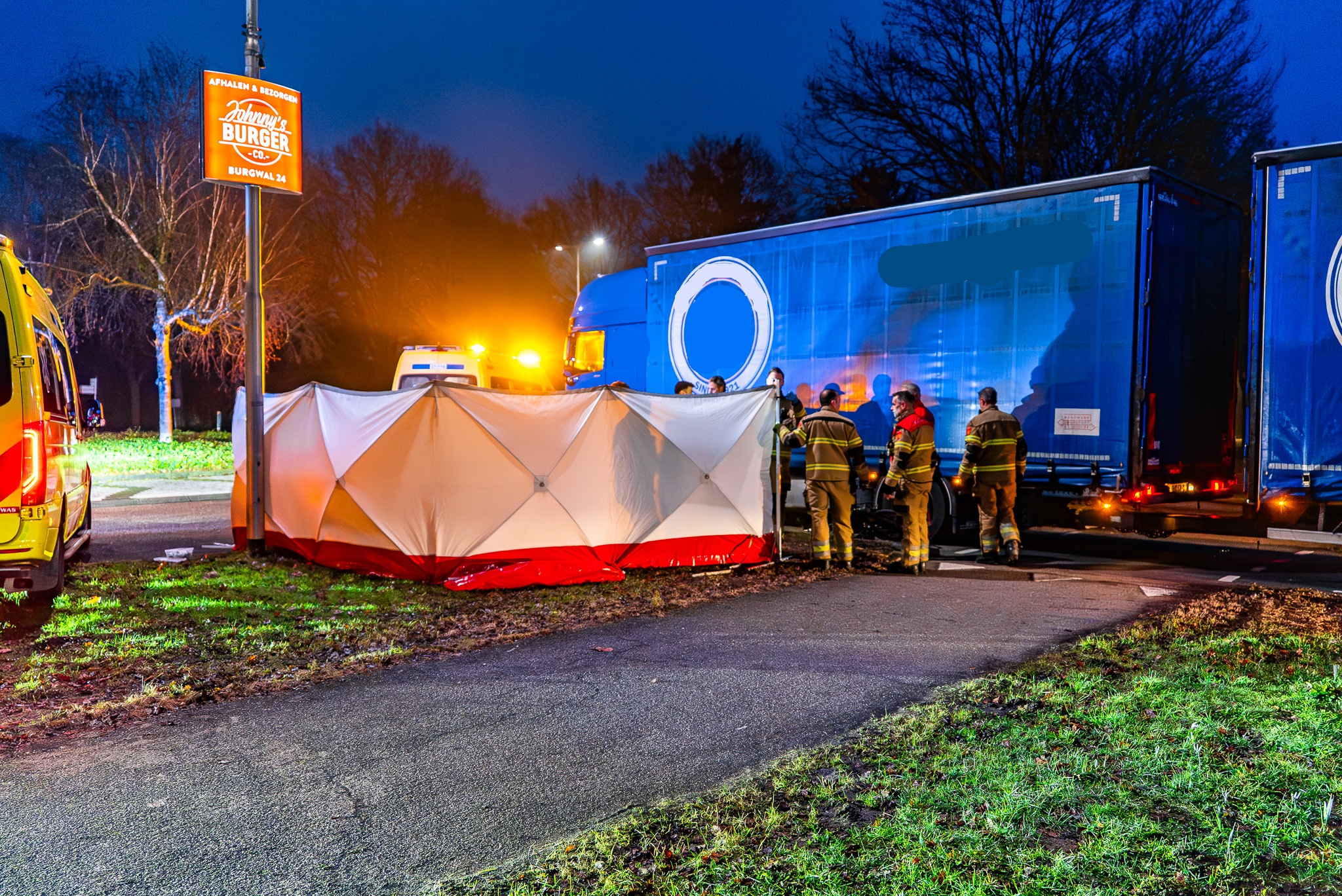 Fietser overleden na aanrijding met vrachtwagen