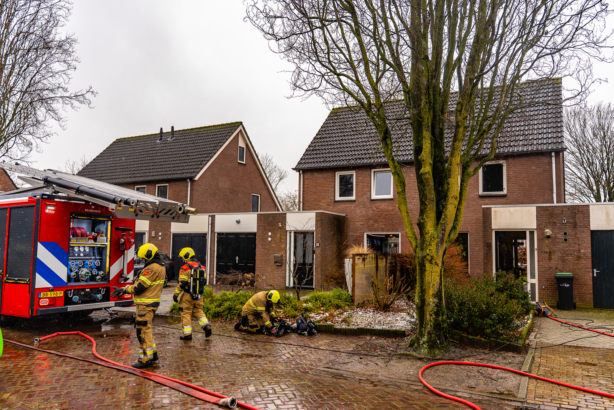 Airfryer vliegt in brand in keuken