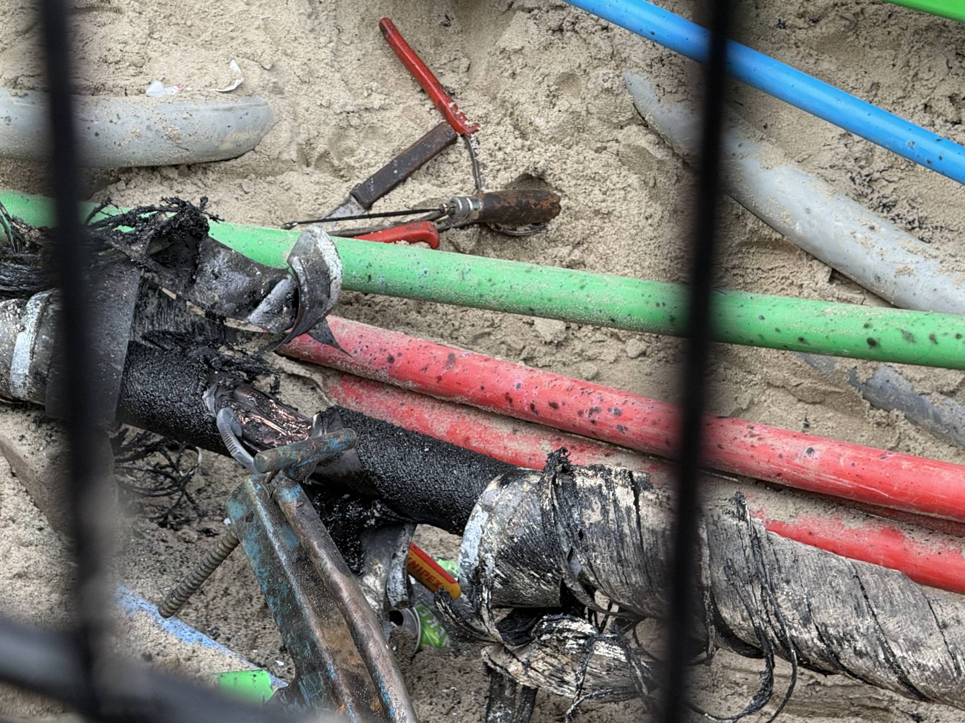 Man gewond na stroomstoot bij werkzaamheden