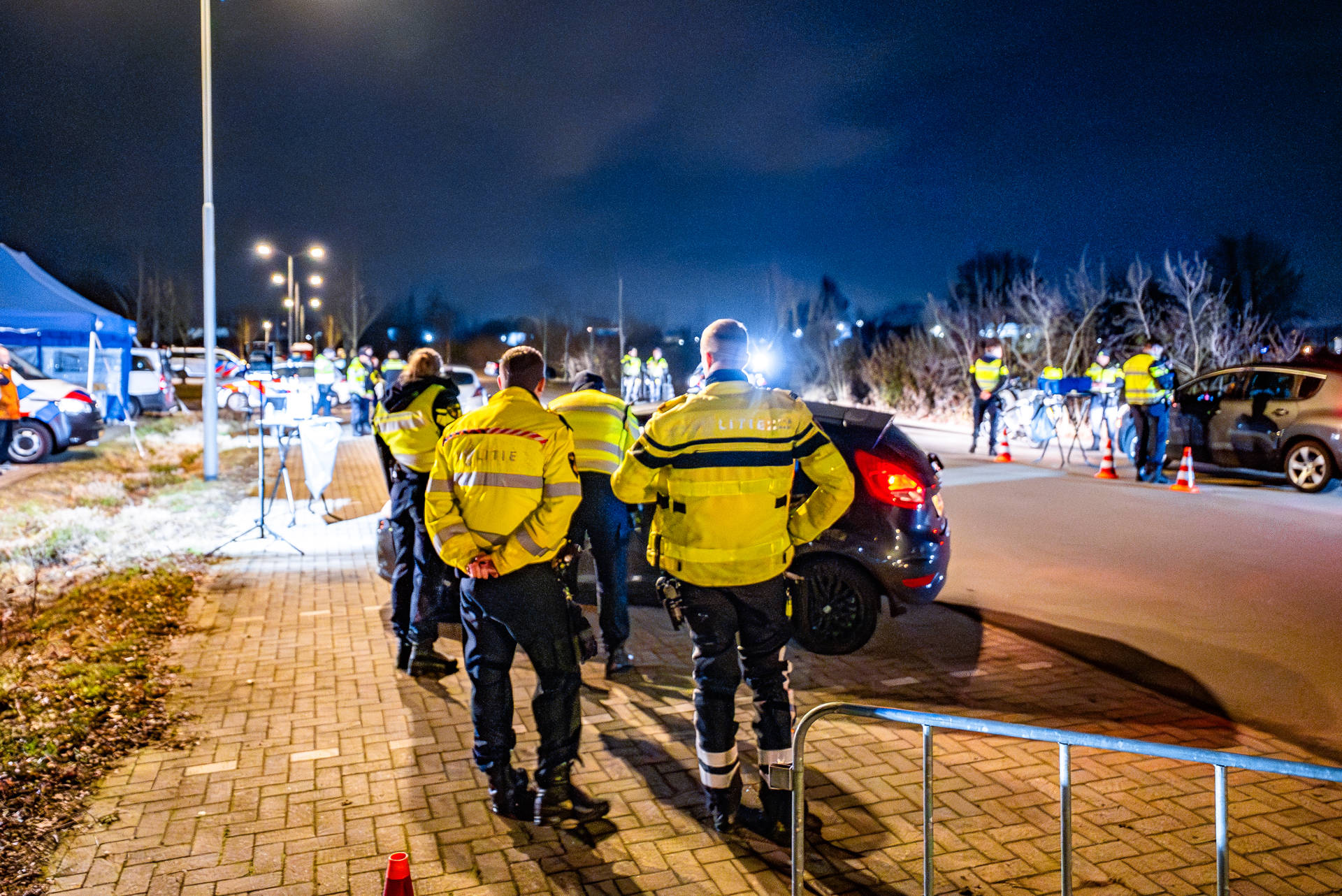 Politie houdt grootschalige verkeerscontrole