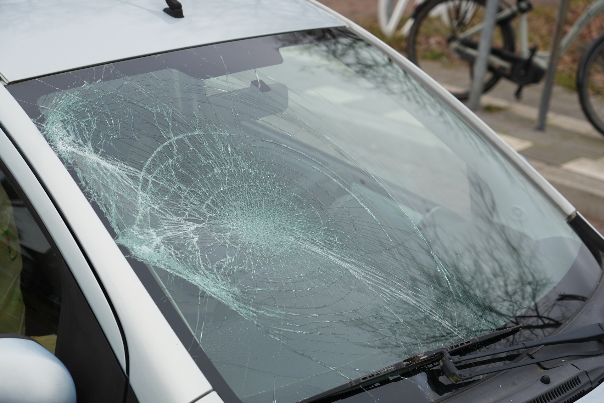 Fietser geschept op oversteekplaats