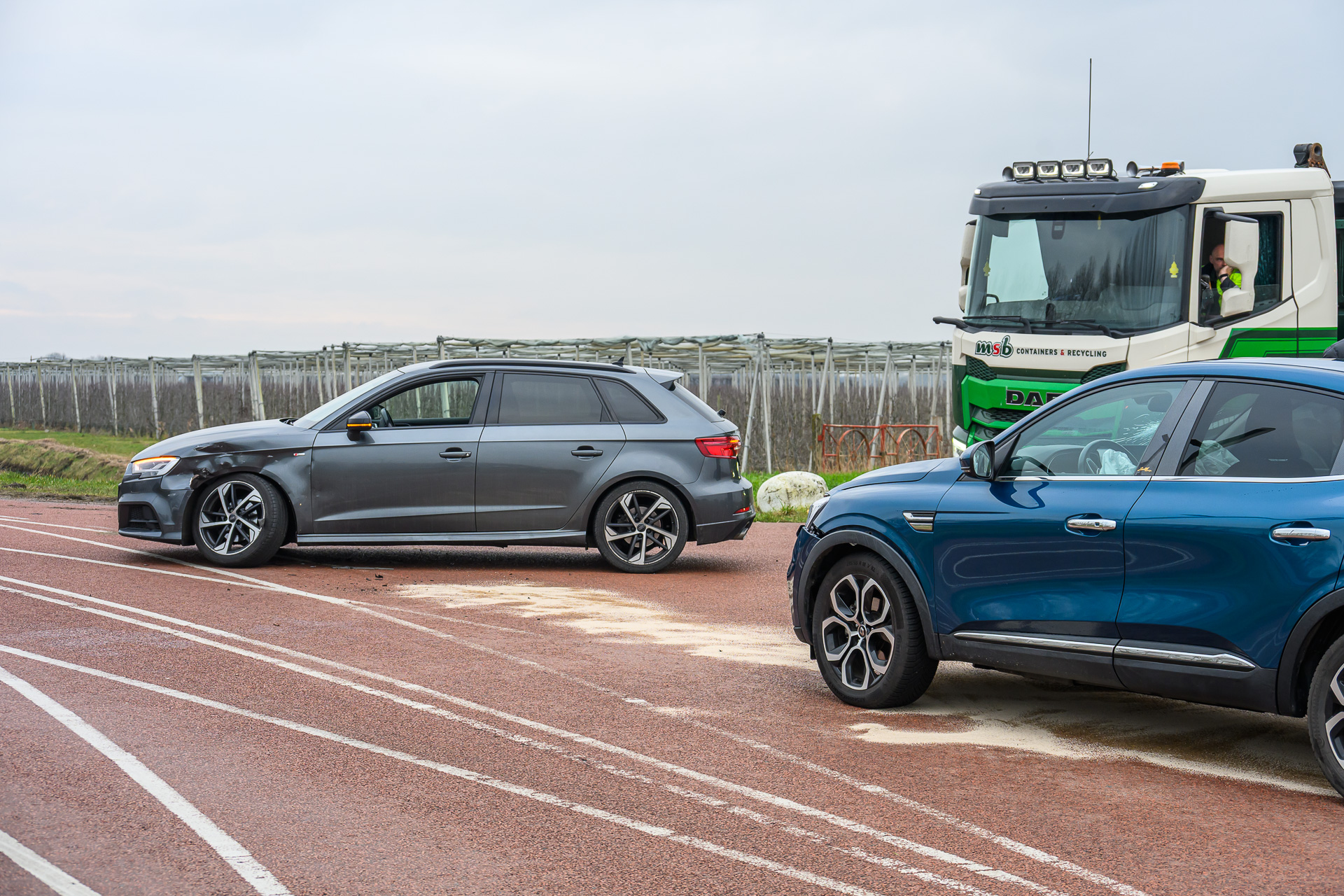 Flinke schade bij ongeval met twee voertuigen