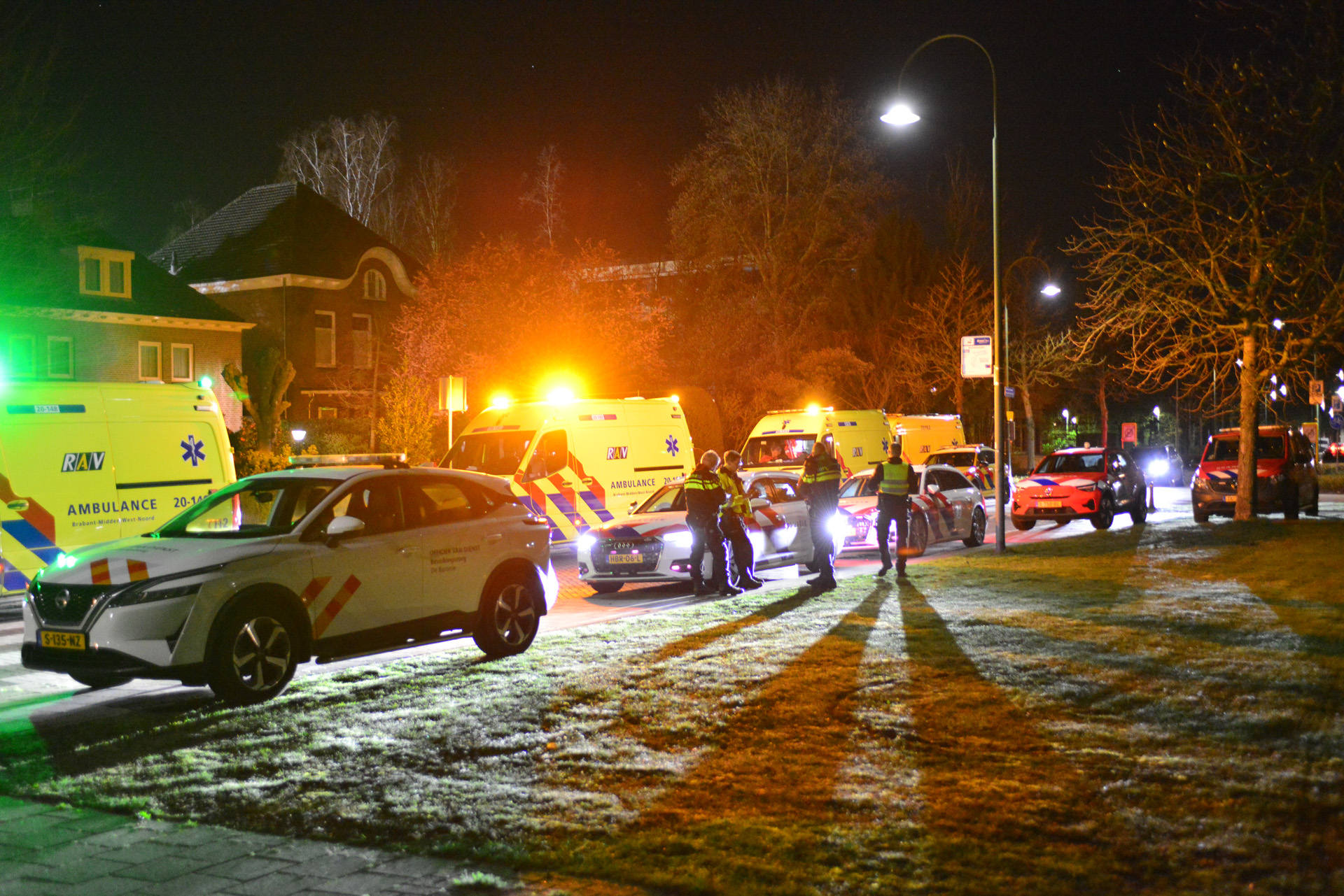 Brand in appartementencomplex, pand ontruimd