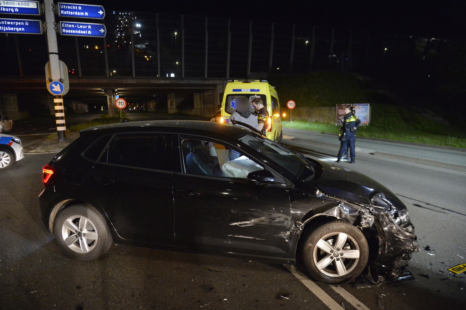 Veel schade door ongeval op kruising