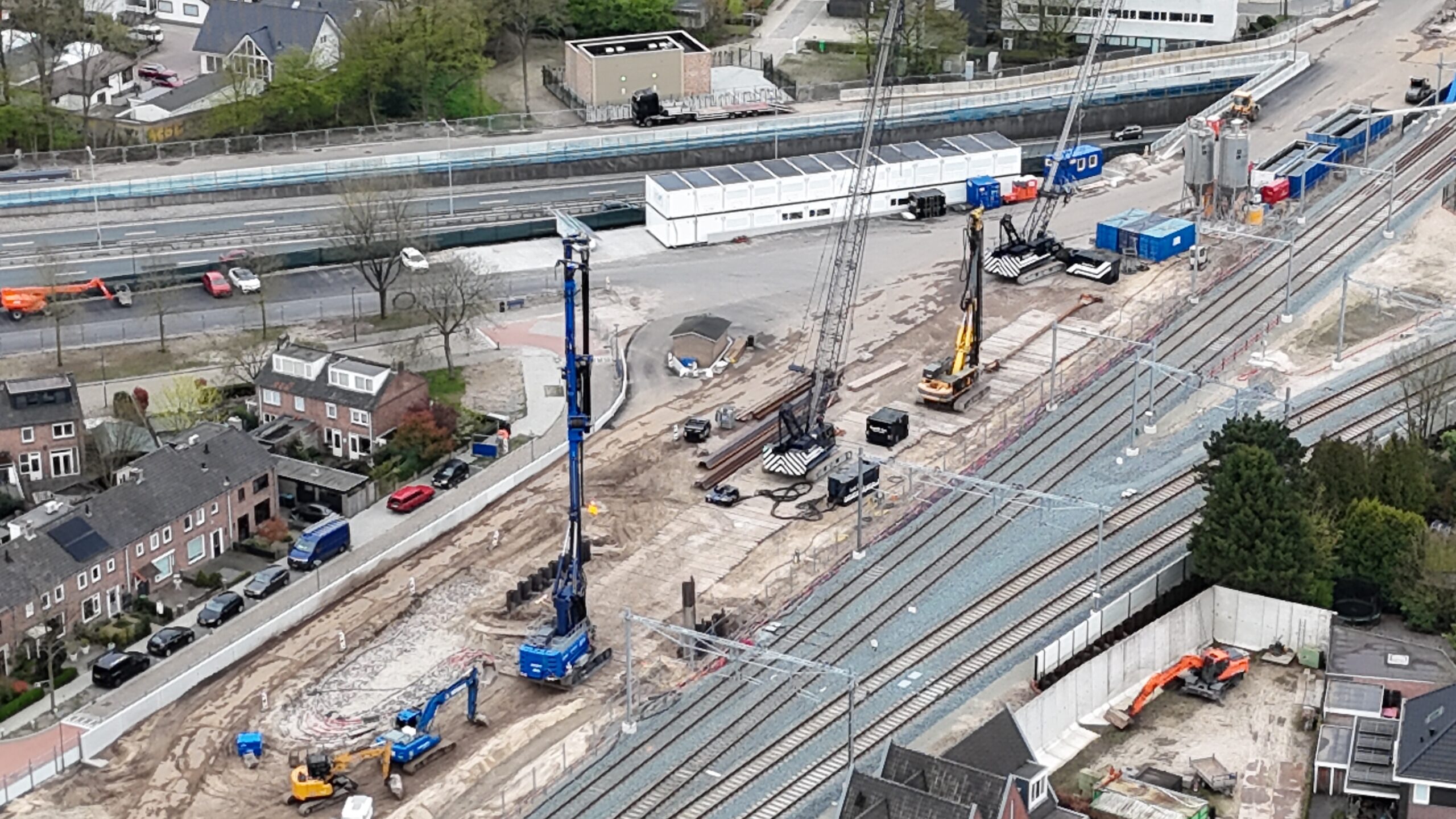 Spoorverzakking legt treinverkeer op twee trajecten rest van dag stil