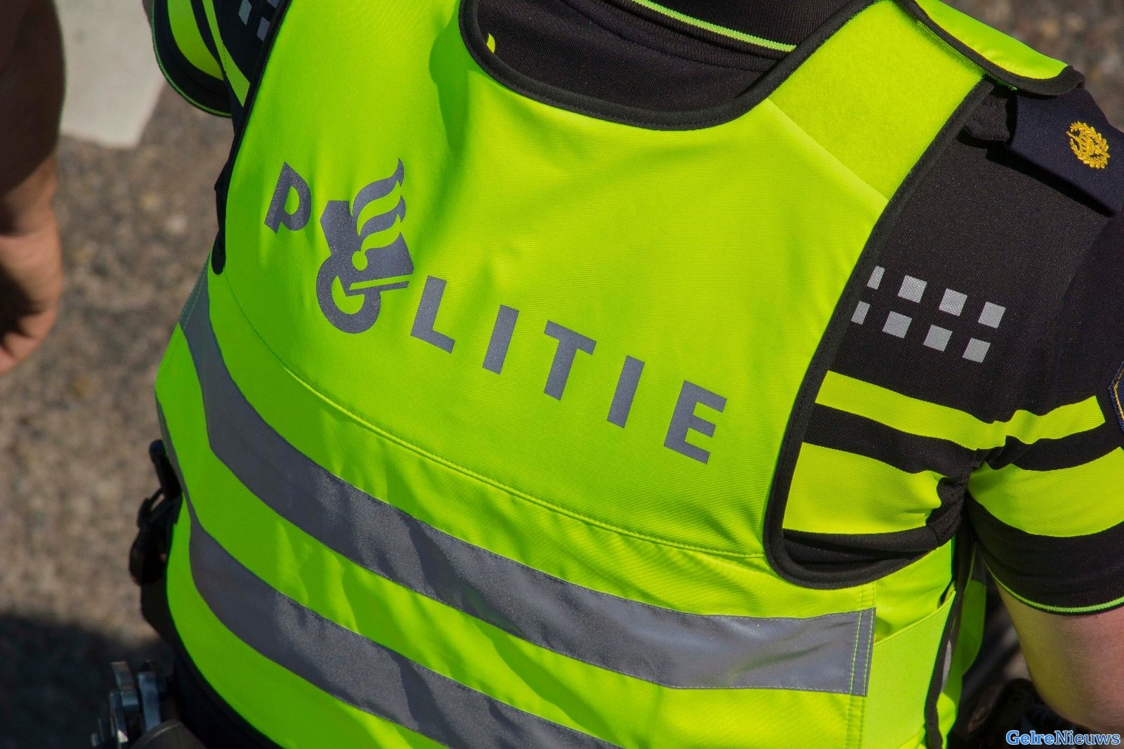 Haren van jongen afgeknipt tijdens mishandeling, 7 tieners opgepakt