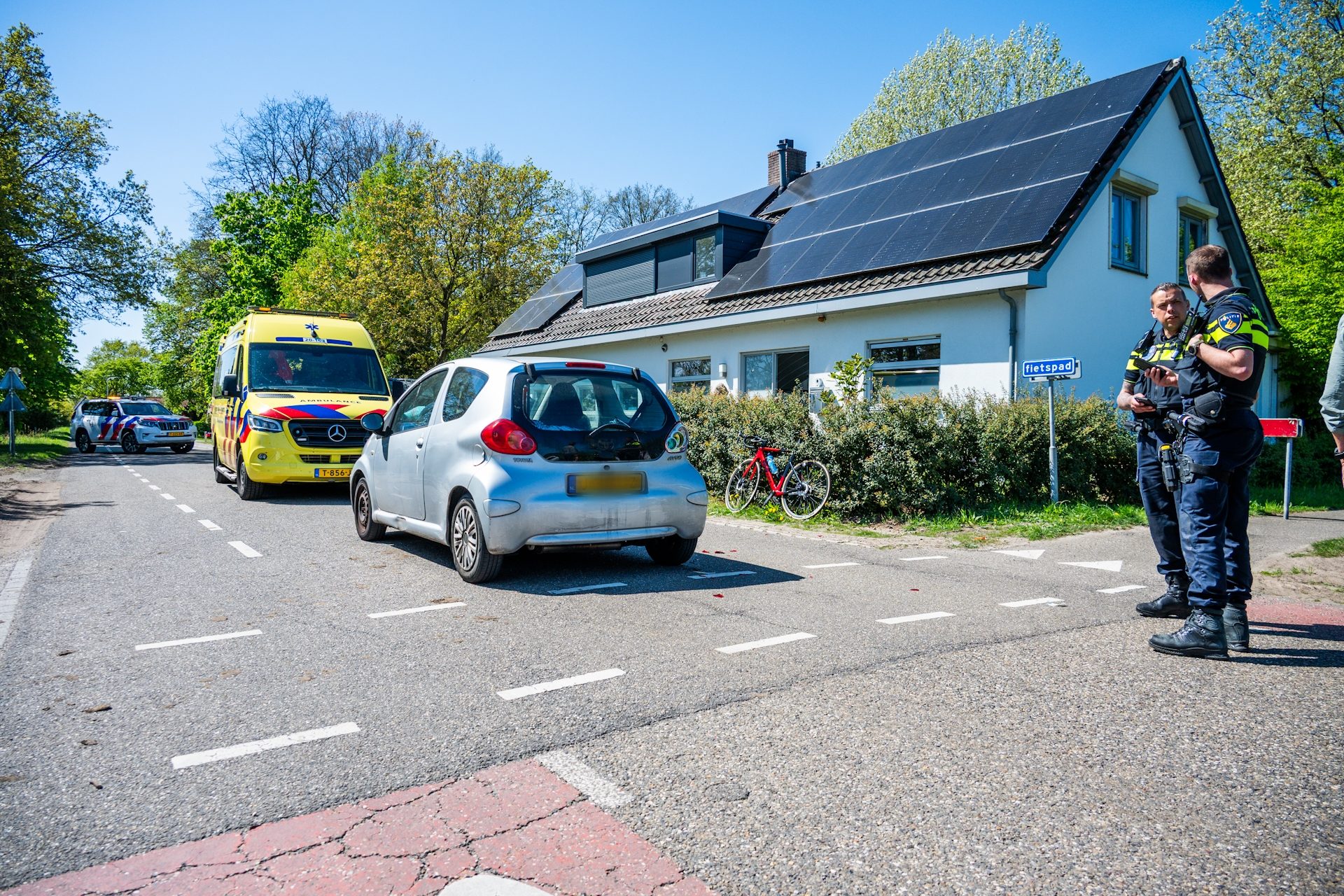 Fietser raakt gewond bij aanrijding met automobilist
