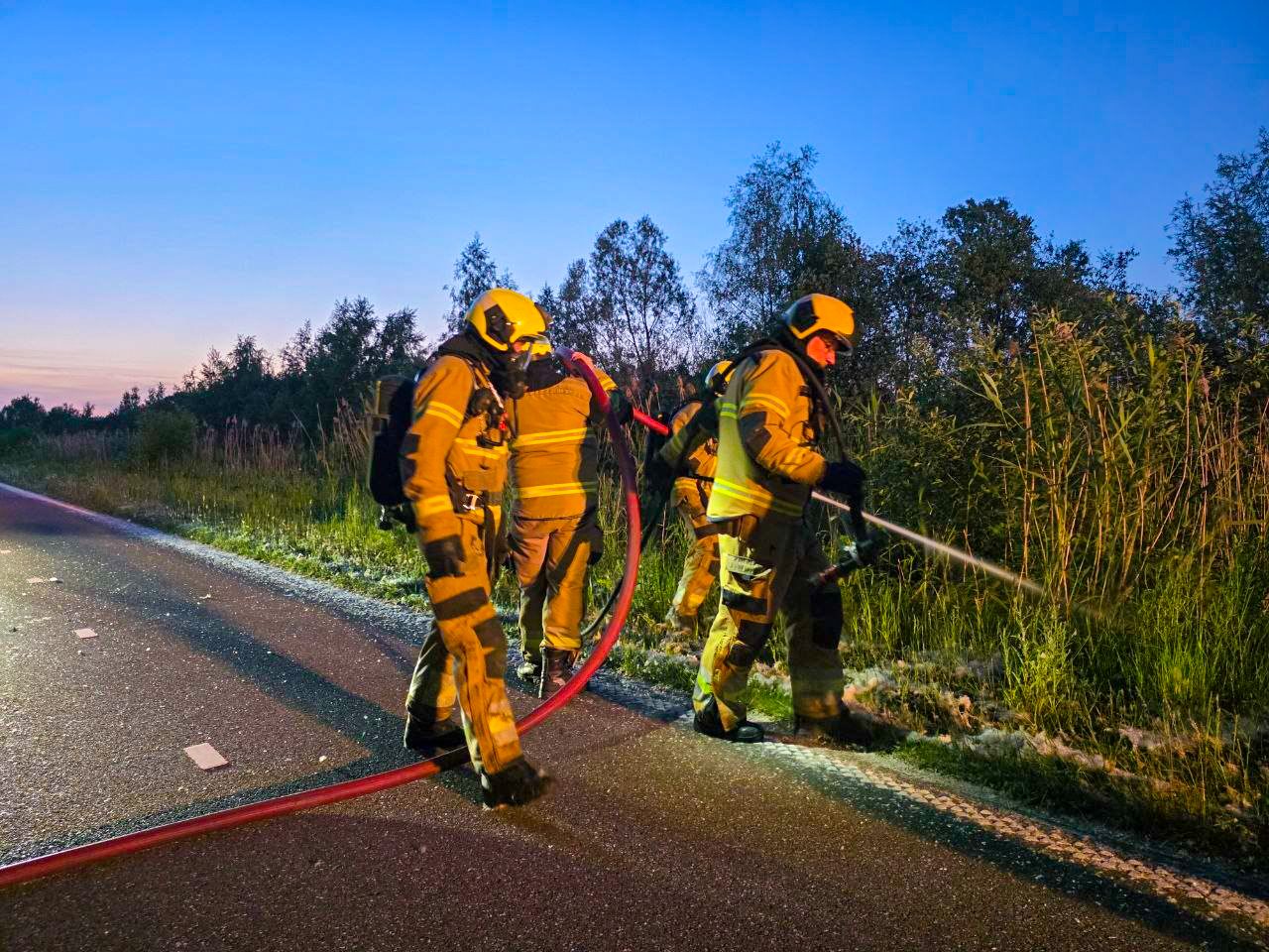Meerdere brandhaarden langs Provincialeweg