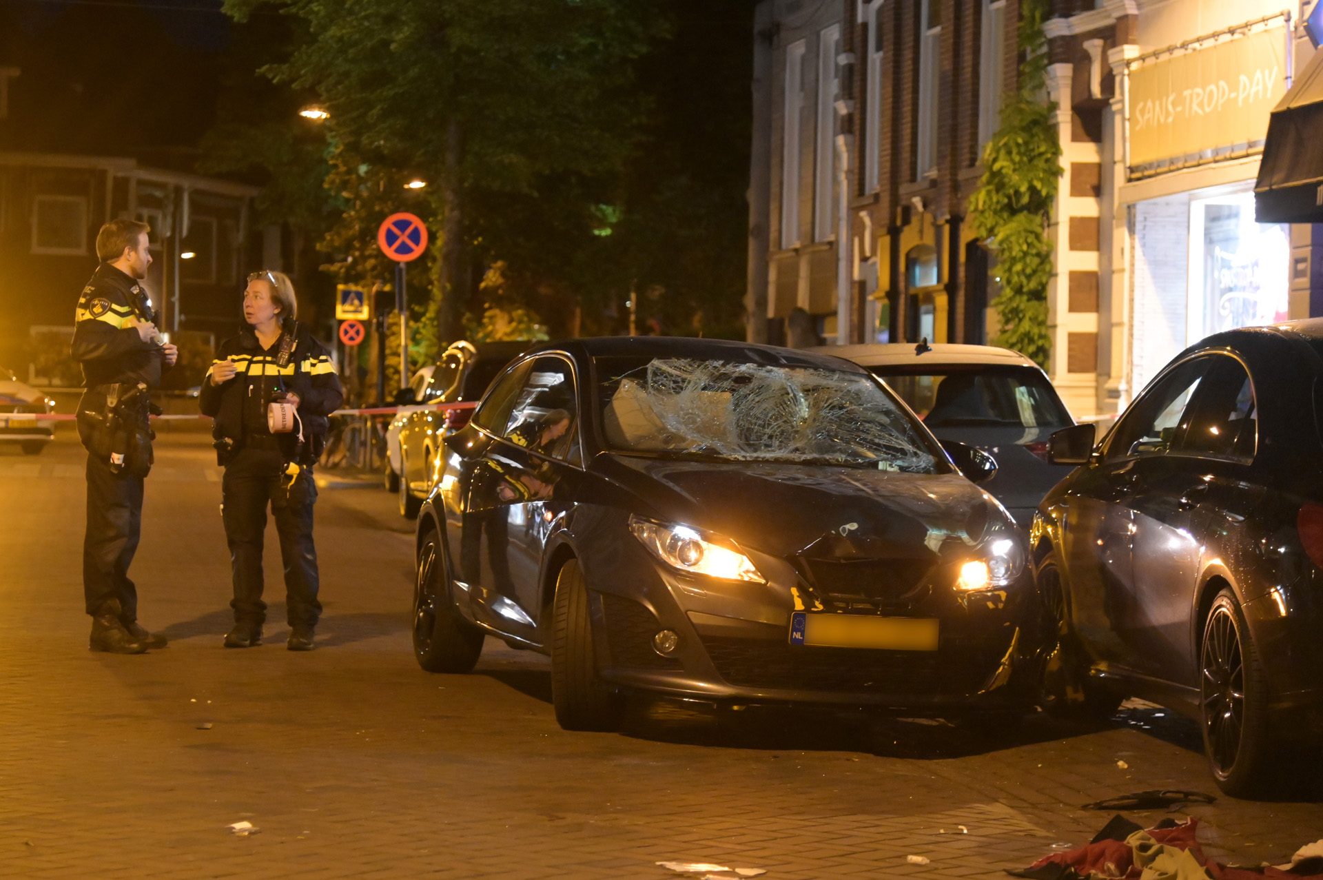 Man (42) en vrouw (40) op fiets zwaargewond bij ongeluk