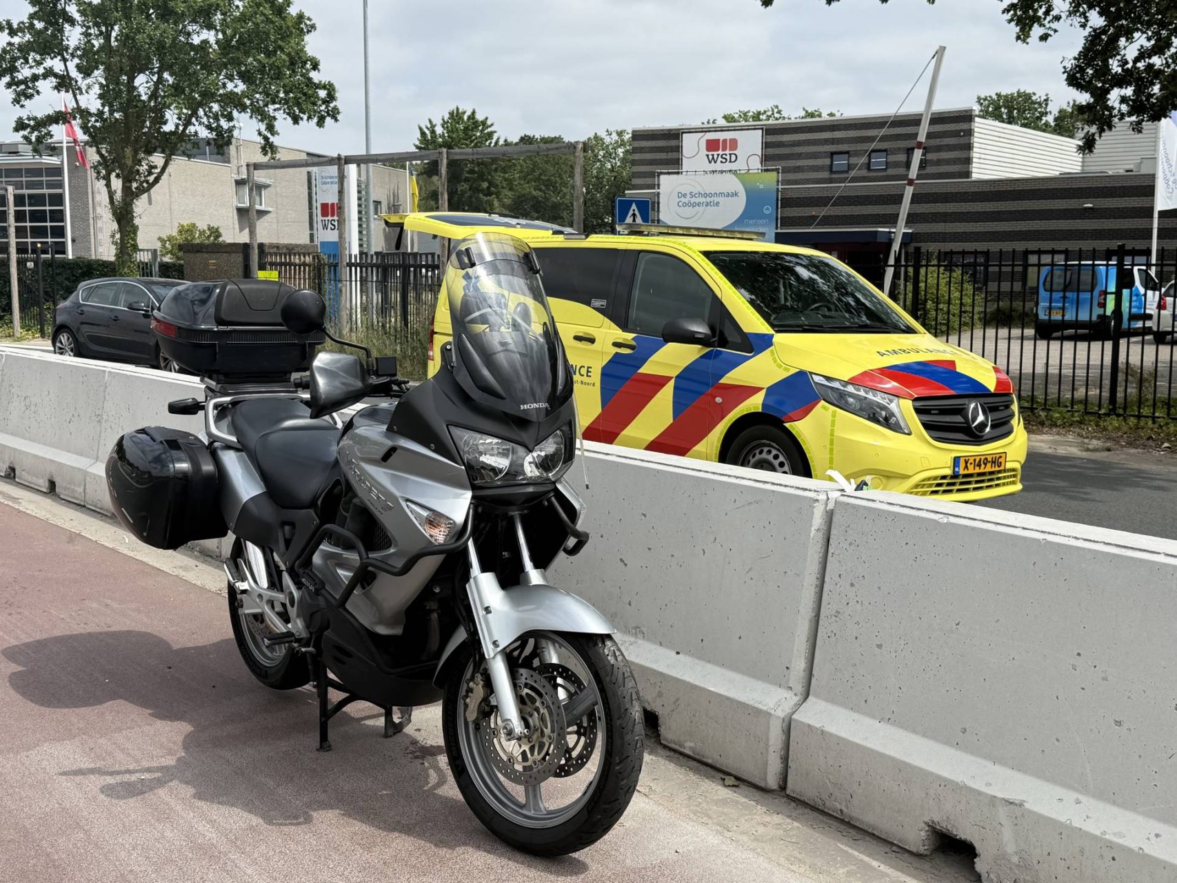 Motorrijder gewond na eenzijdig ongeval