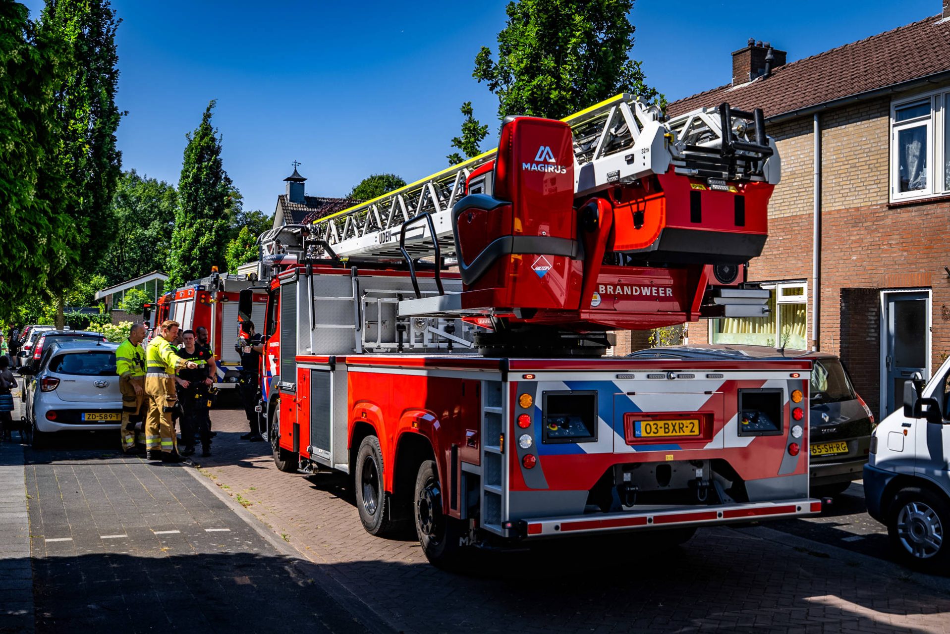 Kleine ventilator vat vlam en zet huis in brand