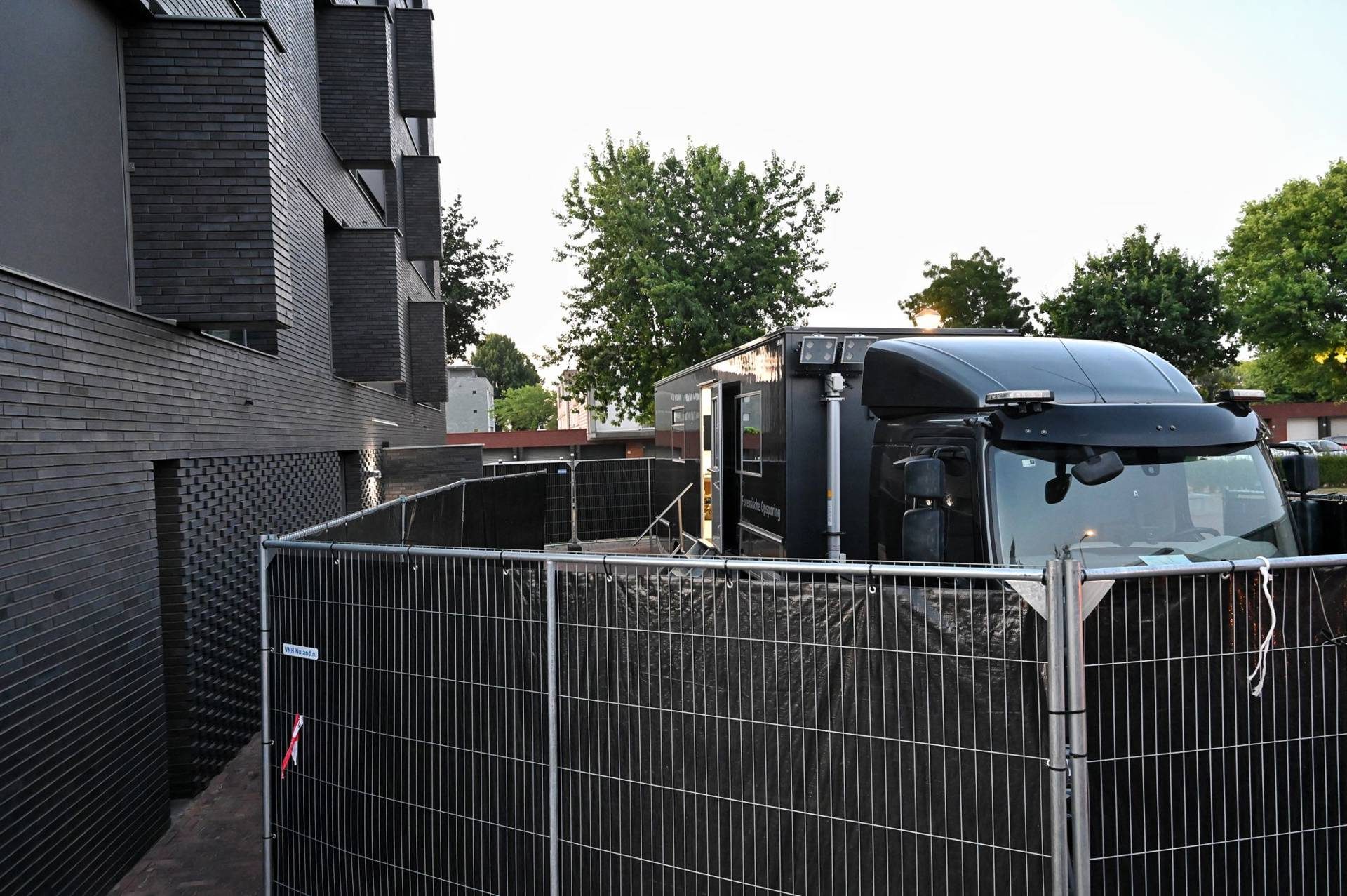 Persoon overleden na reanimatie, politie doet onderzoek