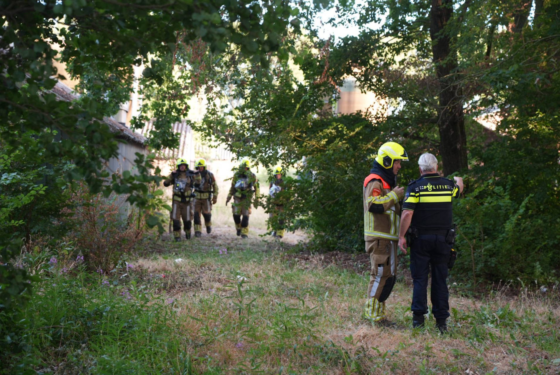 Opnieuw melding van brand bij gekraakte boerderij in Waspik