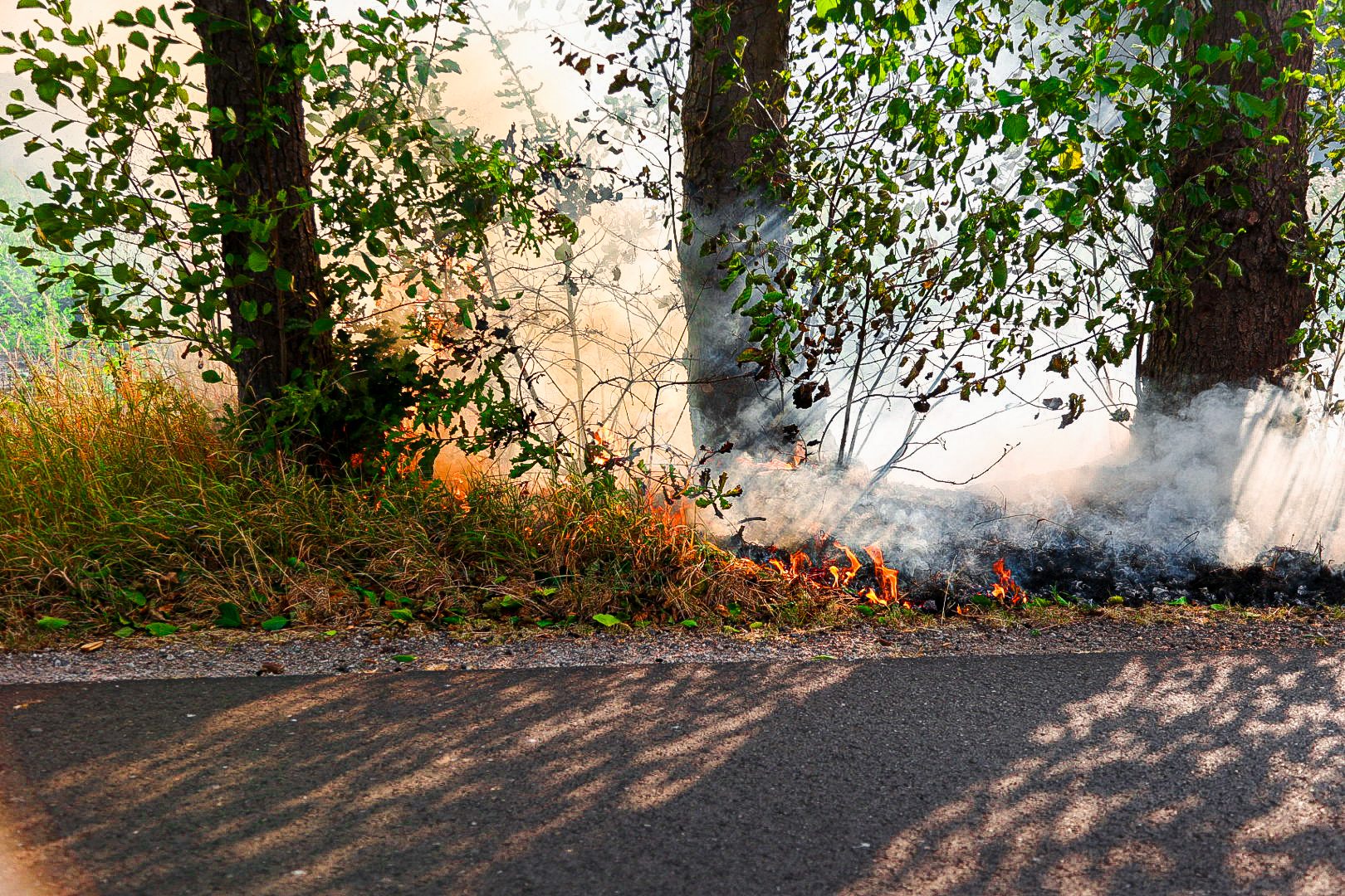 Meerdere brandhaarden over twee kilometer