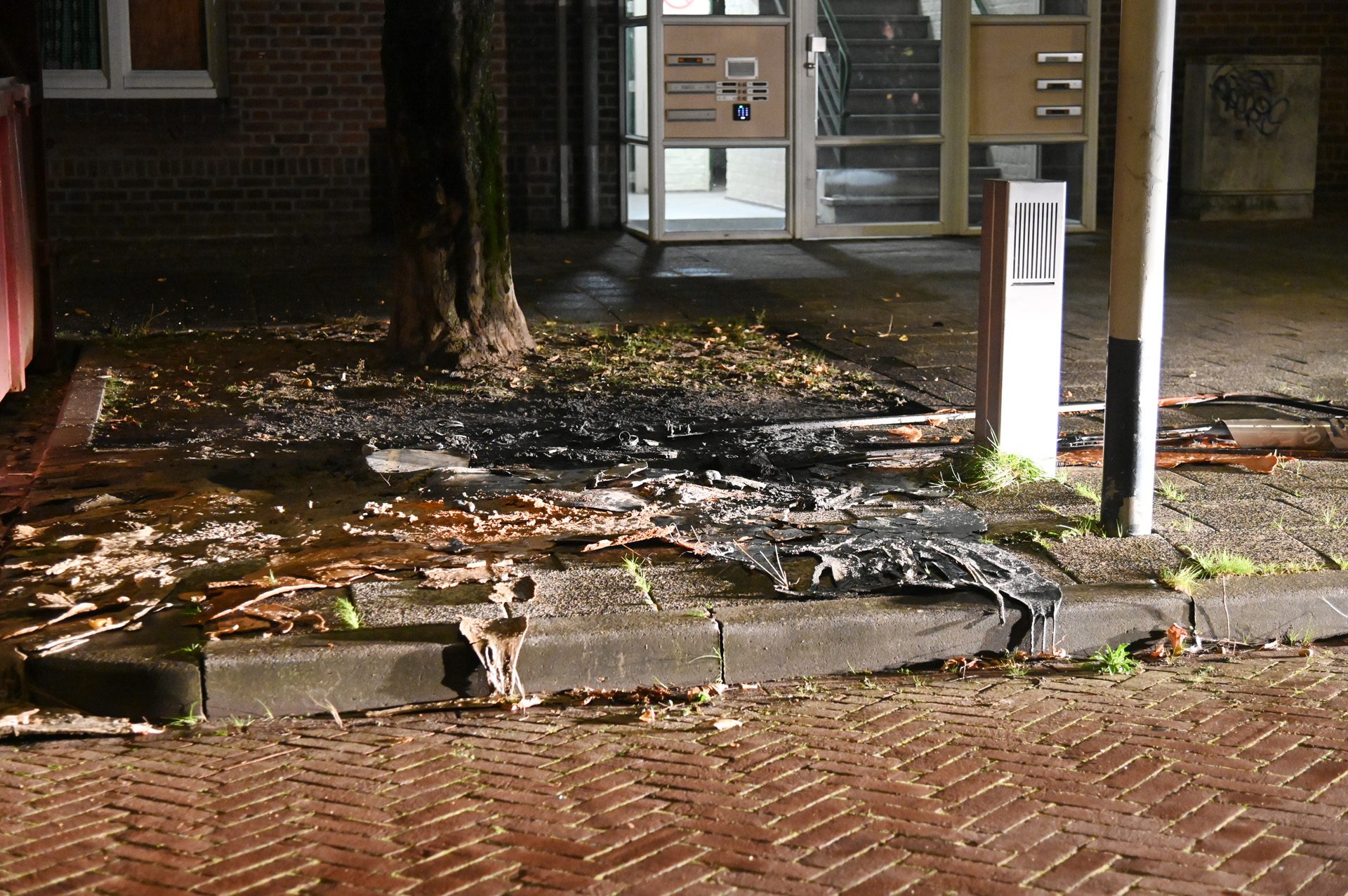 Opnieuw dixi in brand gestoken in Breda