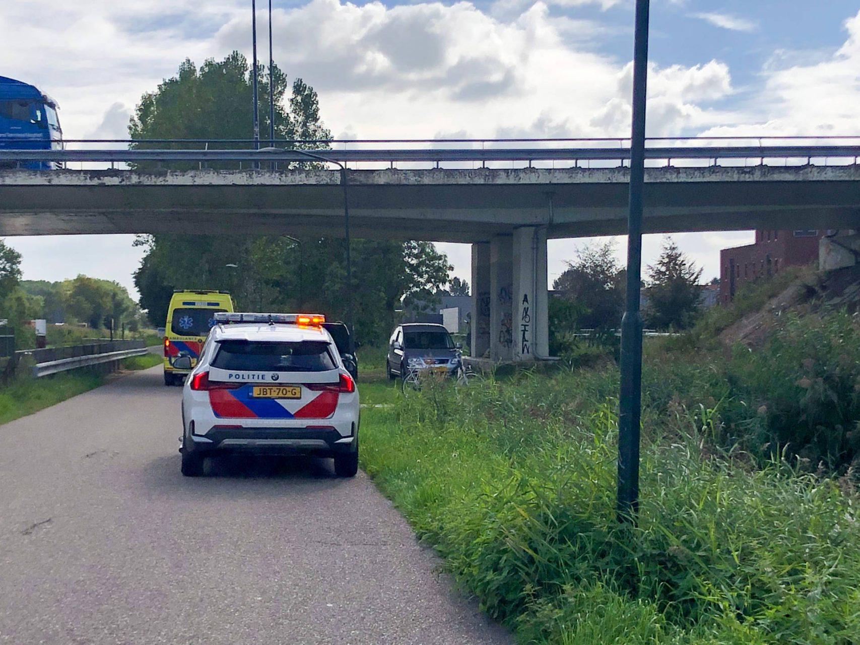 Aanrijding tussen scooter en fietser